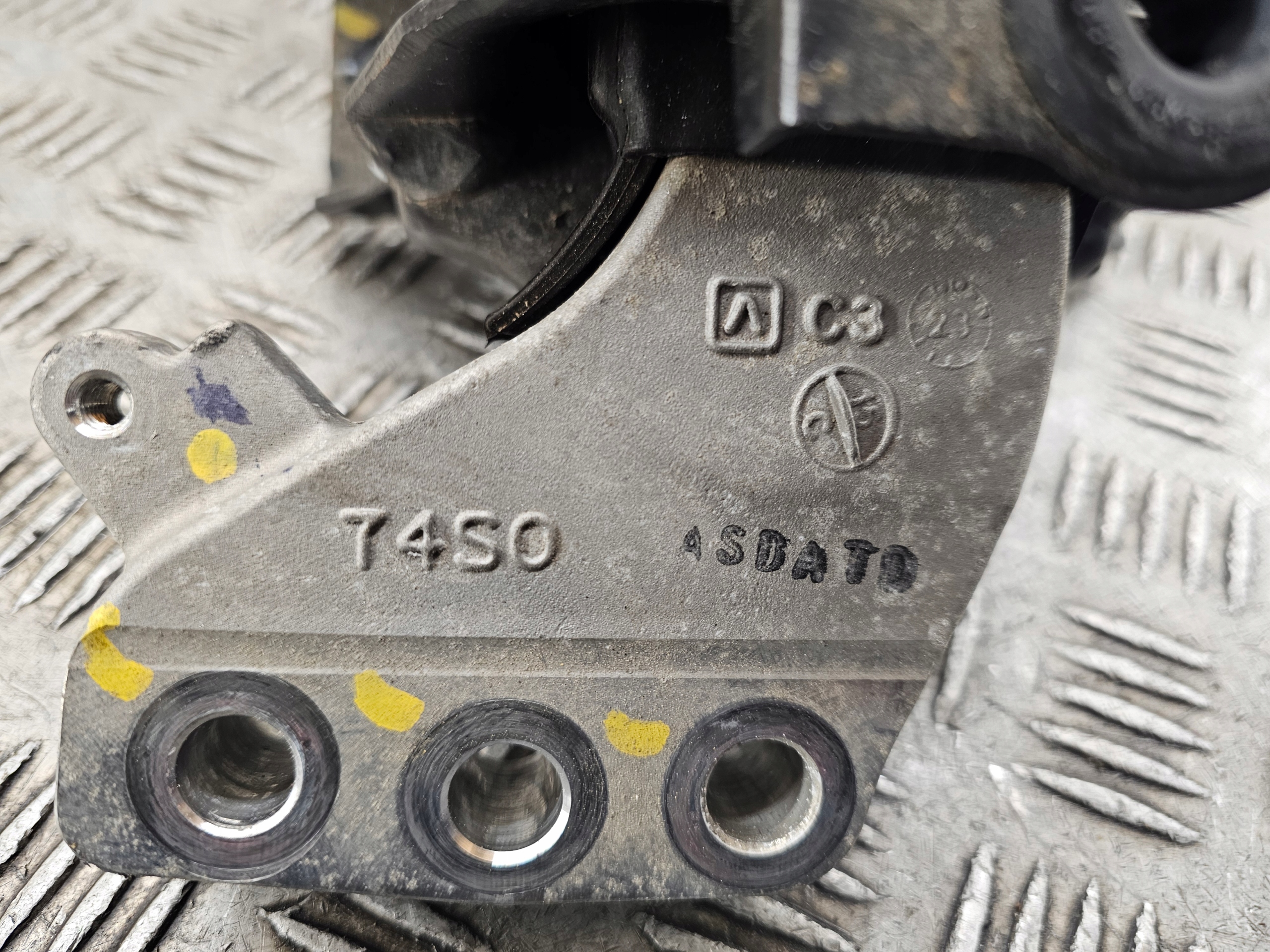 SUZUKI SX4 S-CROSS II 23r. holder engine mount 1.5 H
