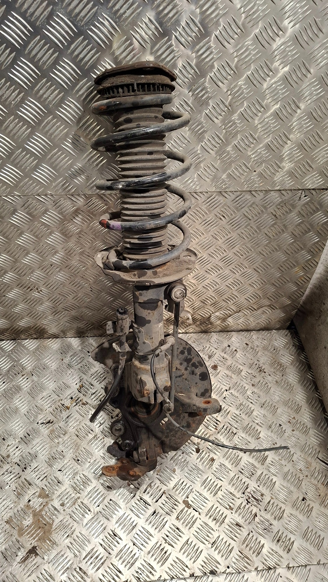 shock absorber spring swing right front FORD FOCUS III