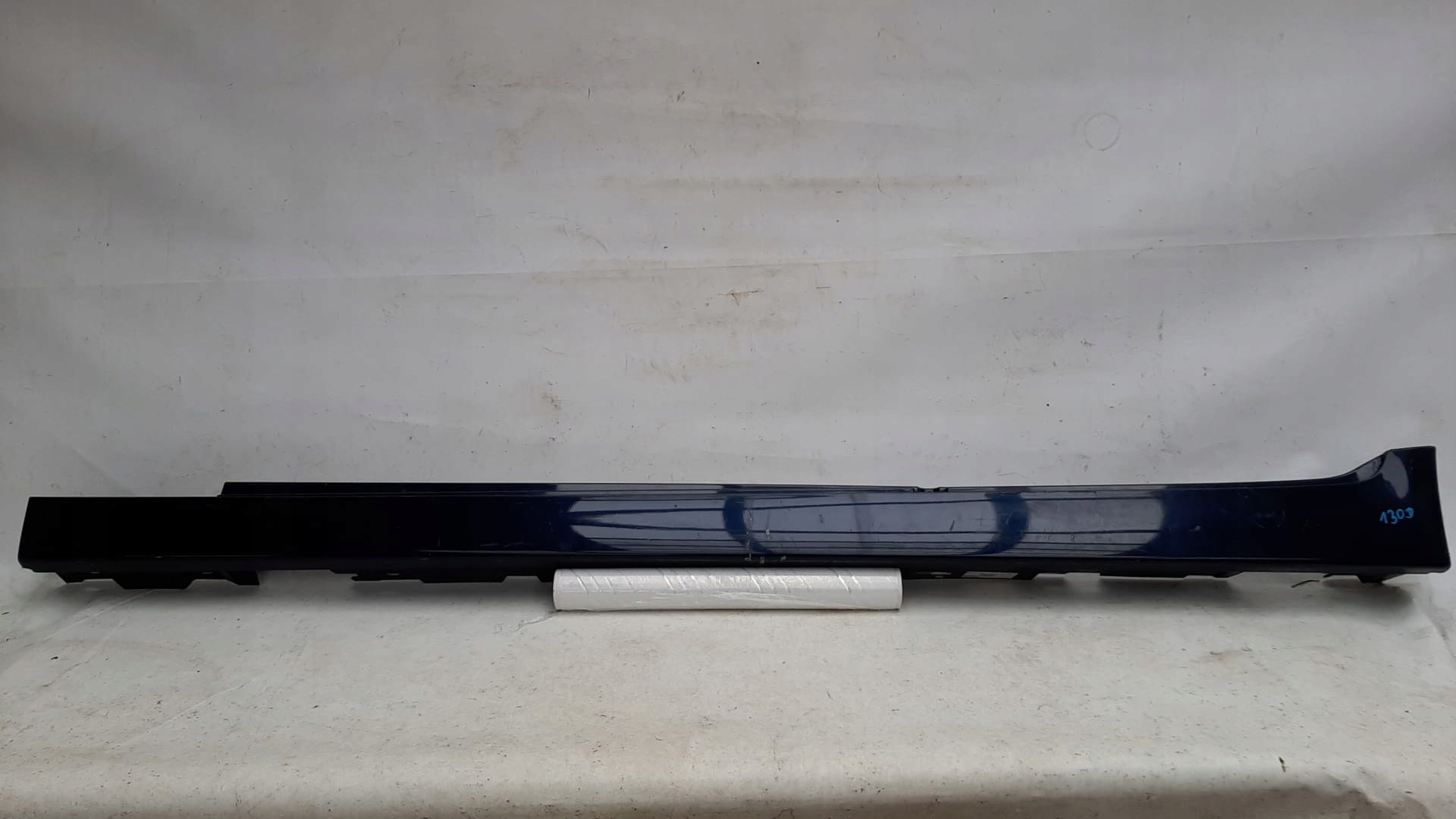 BMW 5 F10 F11 threshold left moulding threshold left 7184773