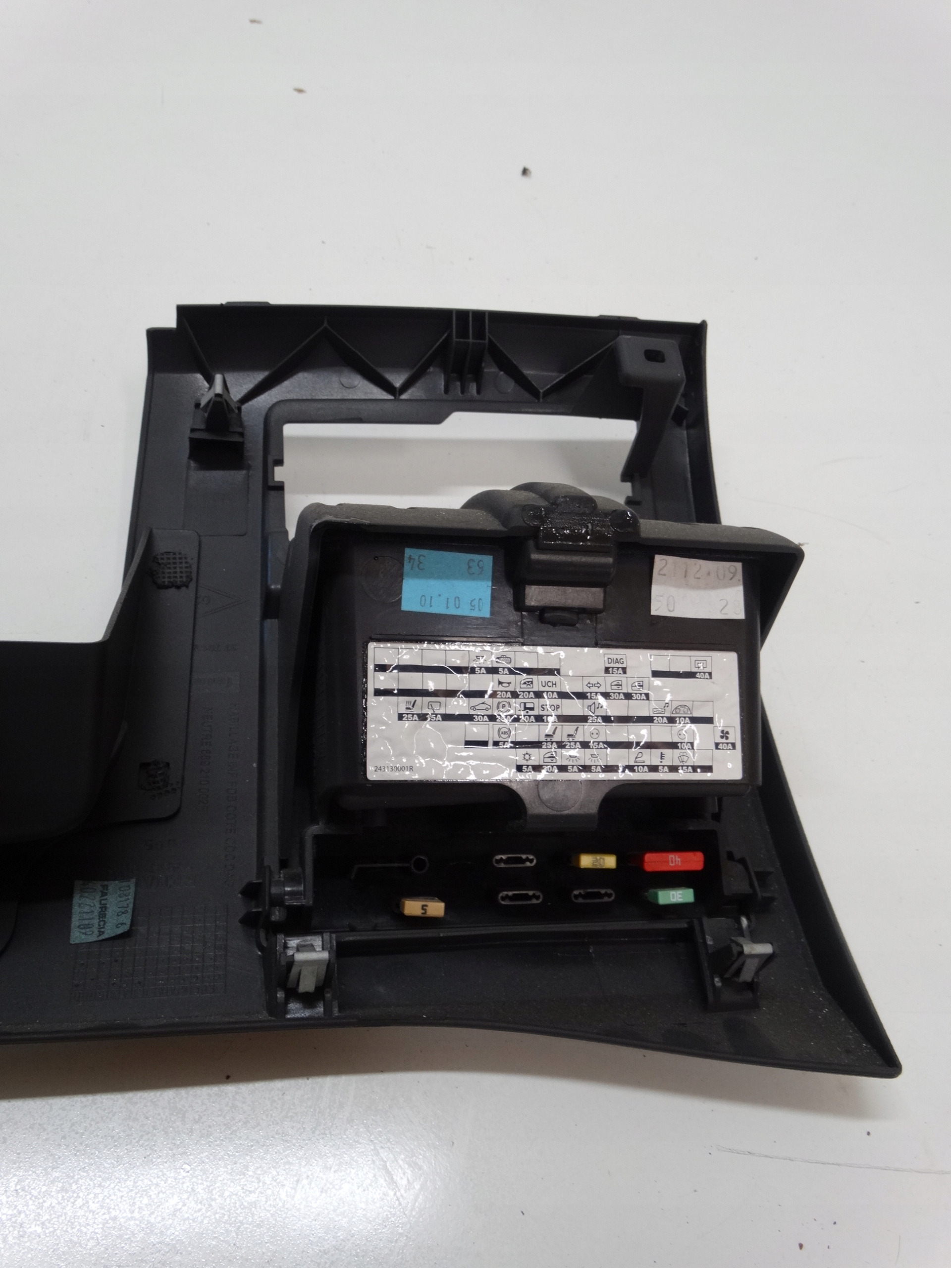 Couverture tablier moteur Console Volant RENAULT LAGUNA III
