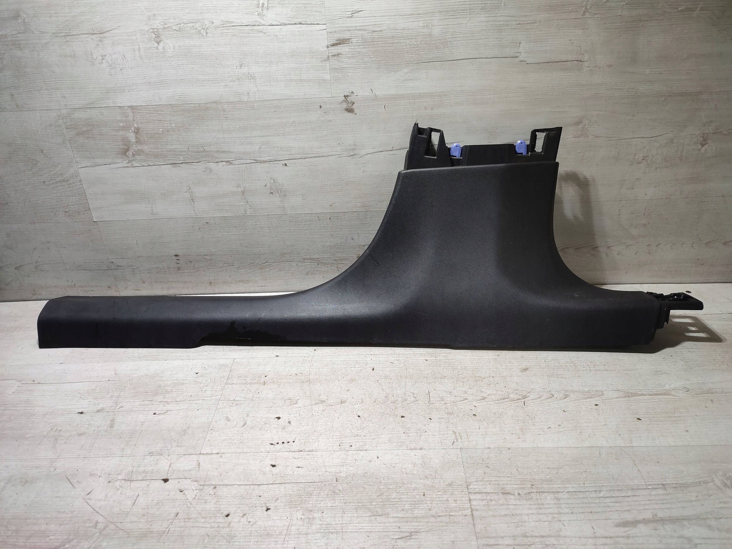 Opel Corsa F 2020 right side cover lower slupka