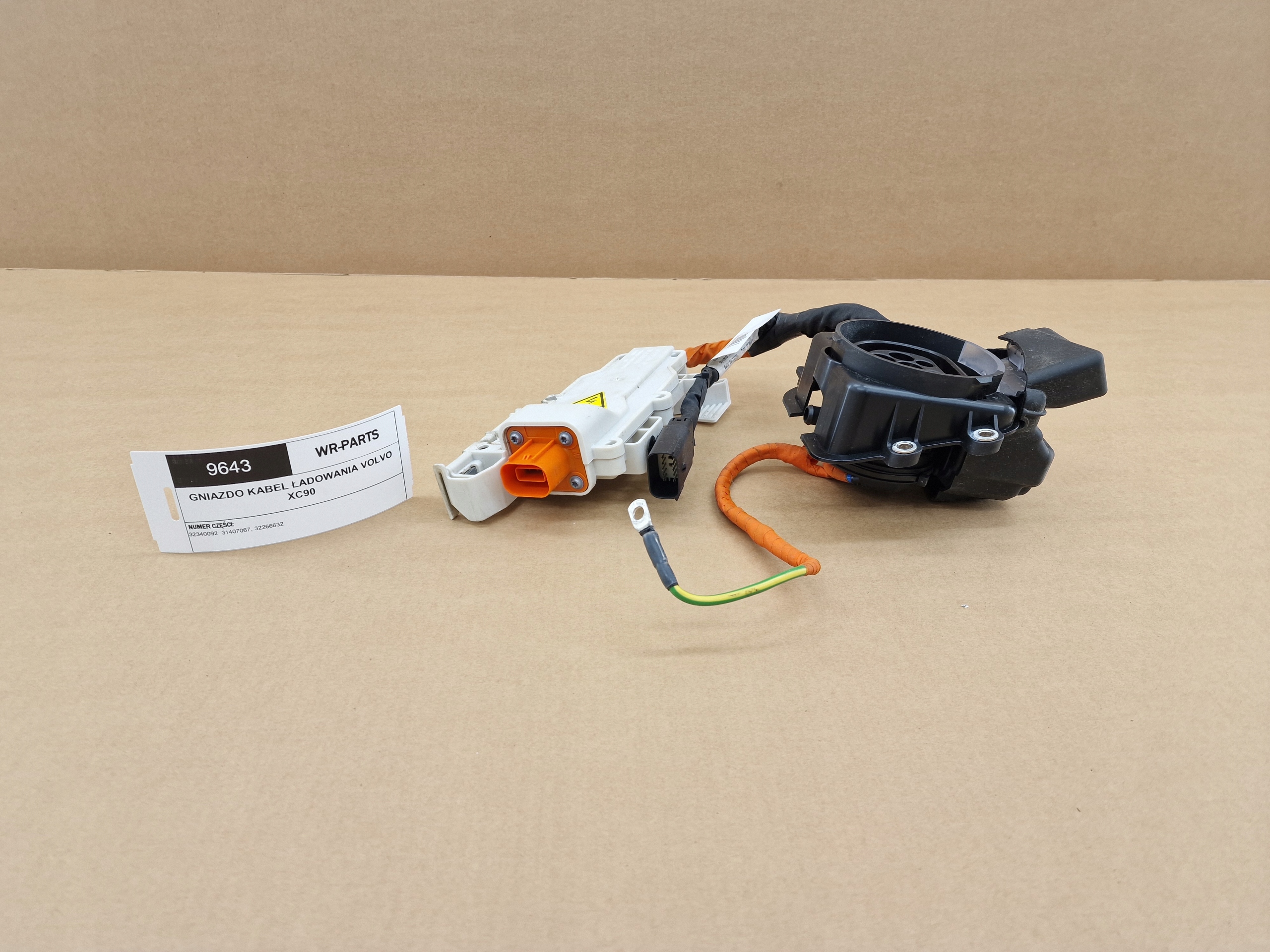 KABEL adapter LADOWANIA VOLVO XC90 T8 2022-2024