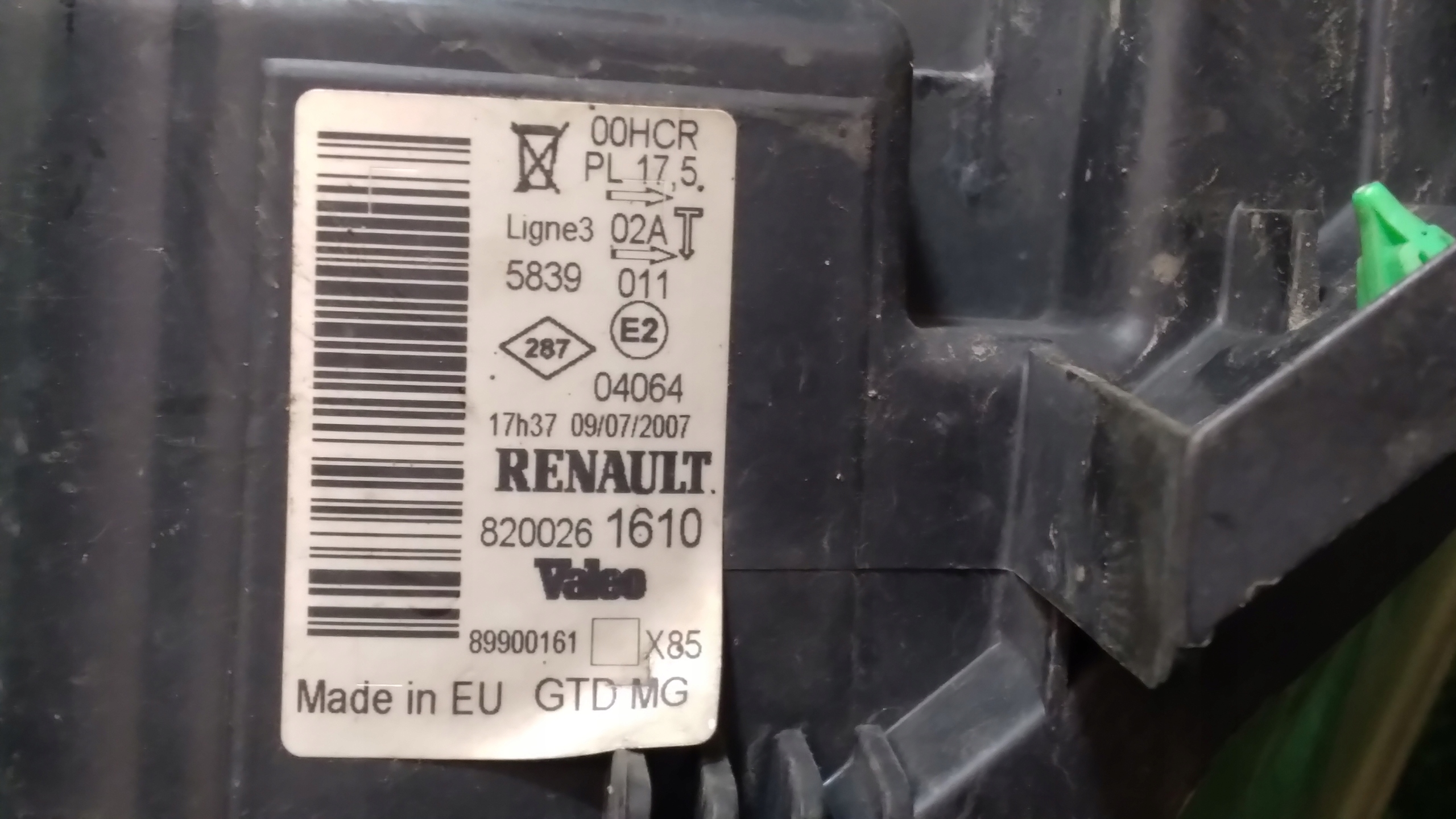 light left front RENAULT CLIO 3 8200261610