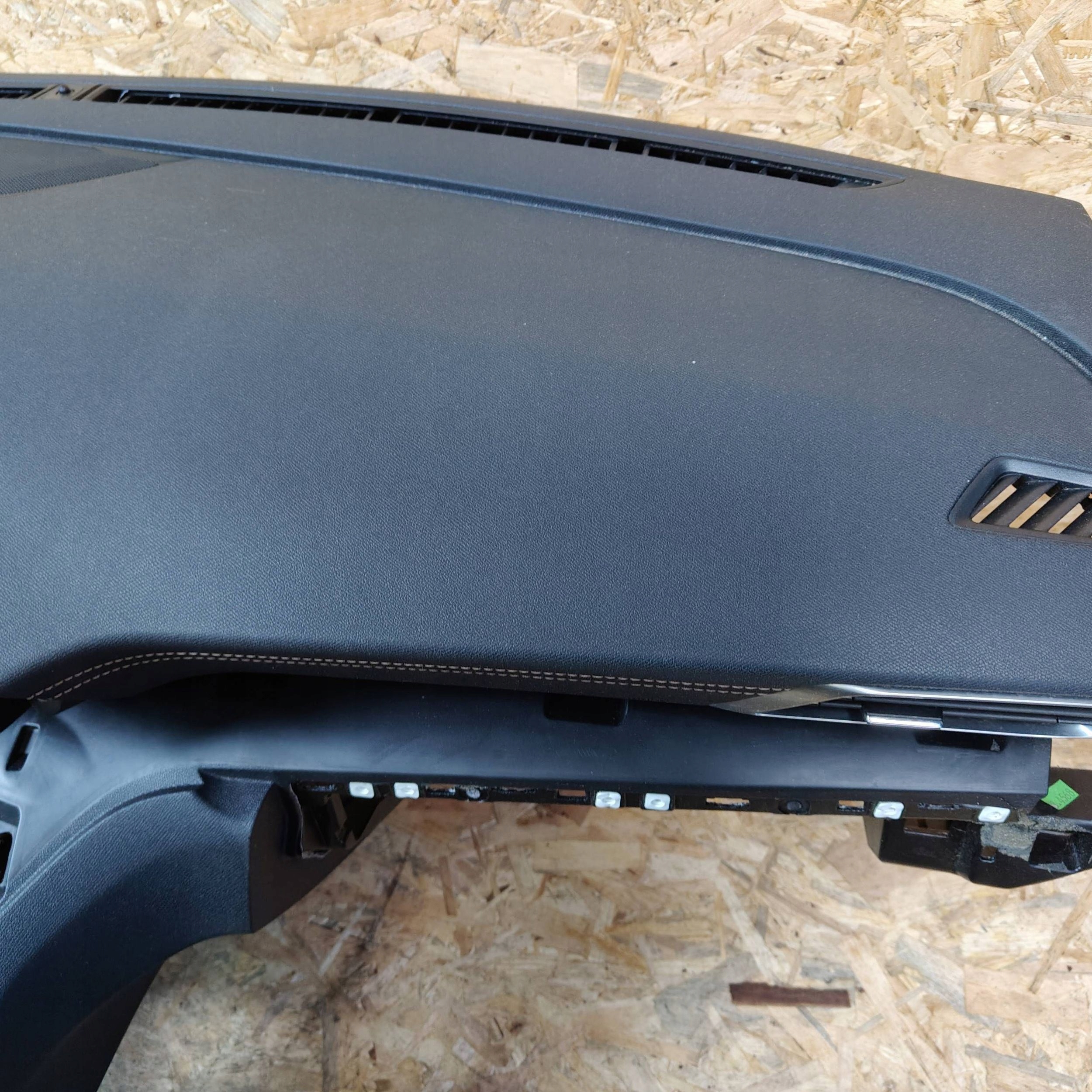dashboard instrument panel Peugeot 3008 II