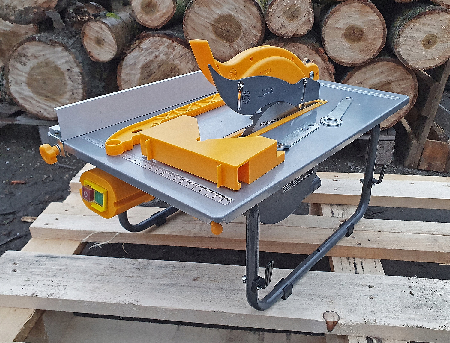 PIŁA STOŁOWA PILARKA KRAJZEGA DO CIĘCIA DREWNA CYRKULARKA 3 TARCZE 20/40/60 Waga urządzenia 9.6 kg