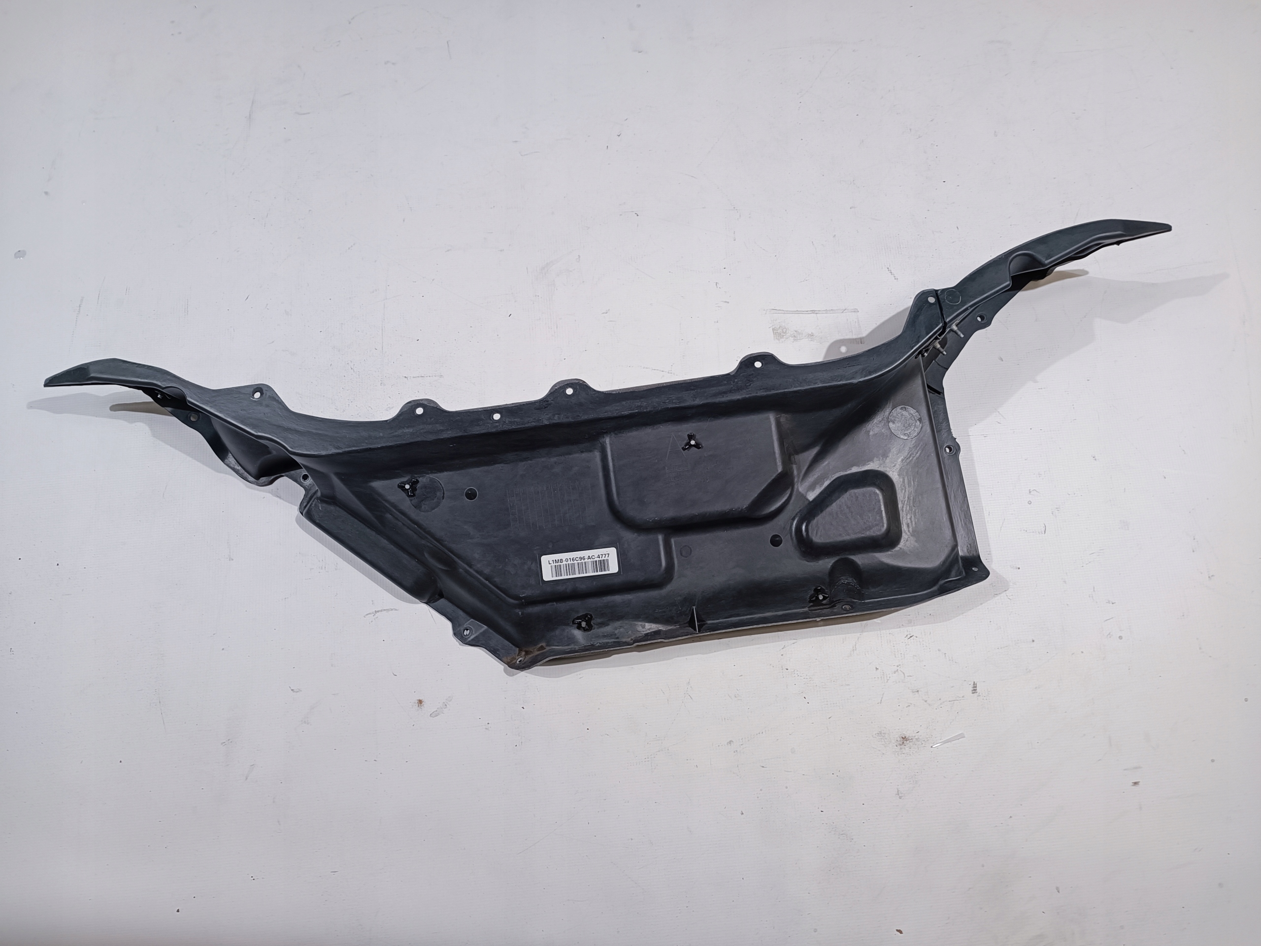 Blende Abdeckung wärmblech Ford Explorer 2020