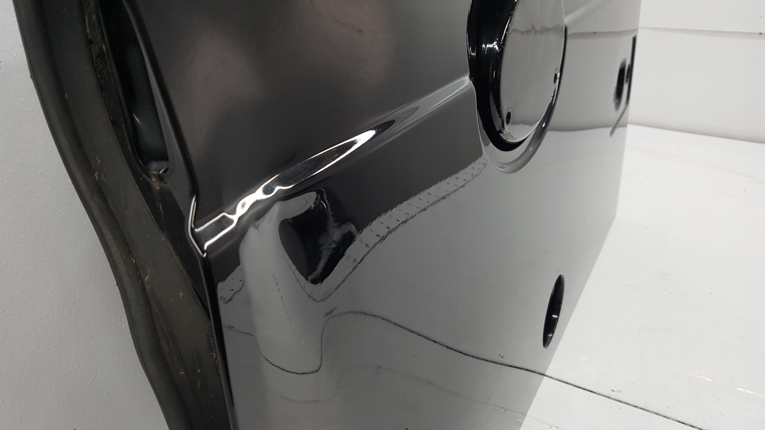 MERCEDES G KLASA W463 18- KLAPA TYŁ POKRYWA Typ samochodu 4x4/SUV Samochody osobowe