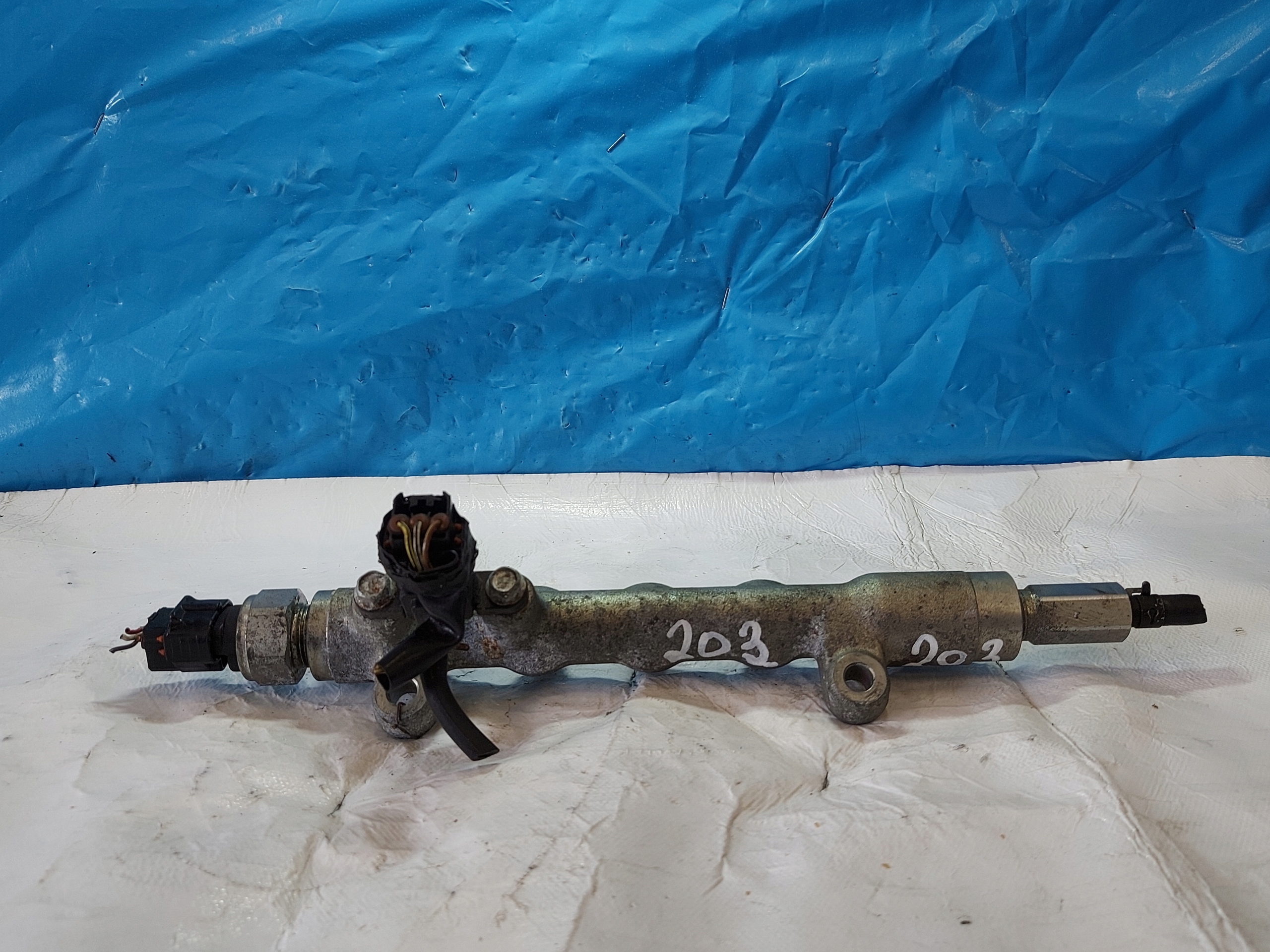 Rampe injection MAZDA CX 7 2.2 TD DENSO 6270