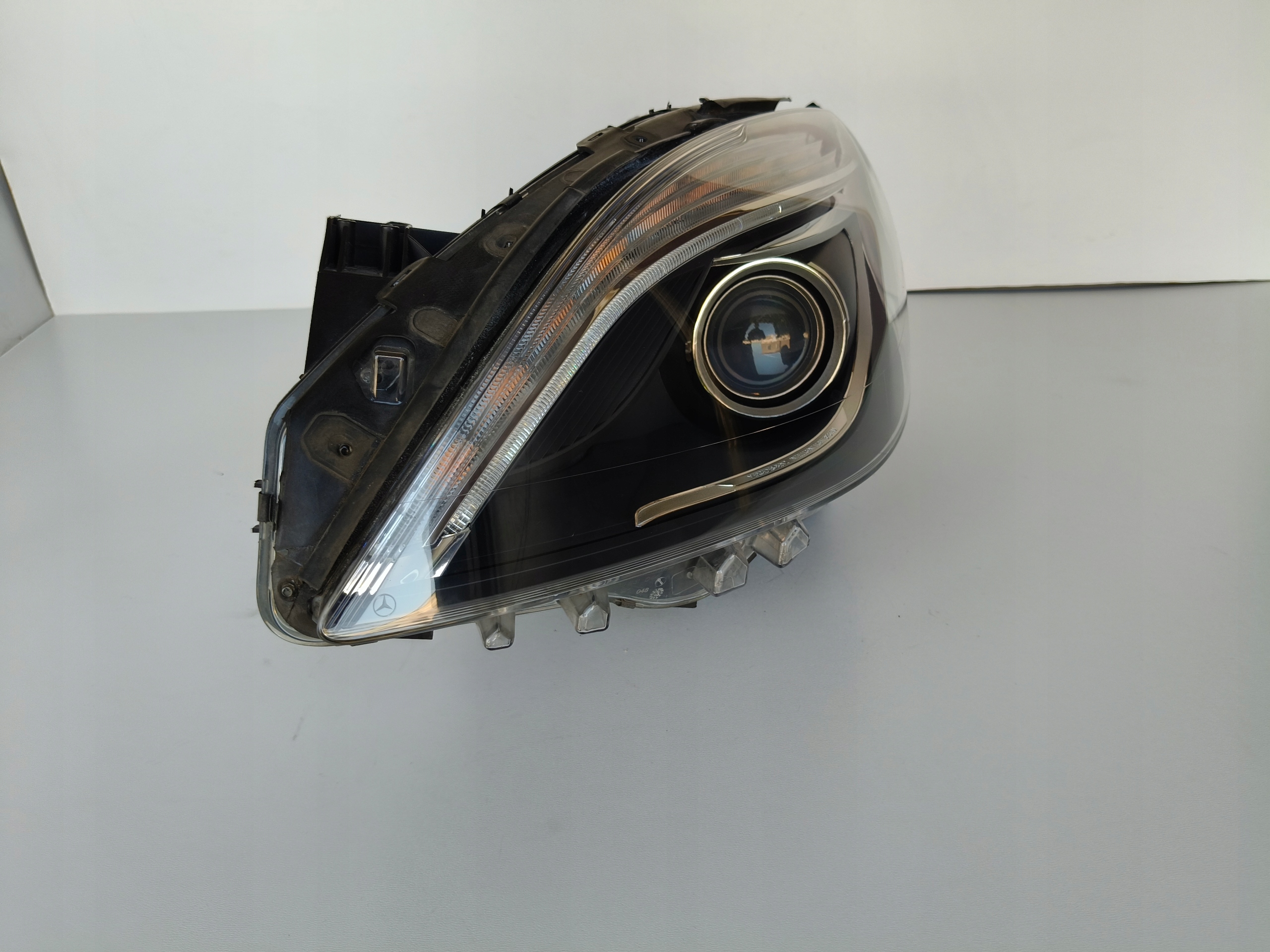light left REFLEKTOR MERCEDES B-KLASA W246 11-14 XENON LED ILS