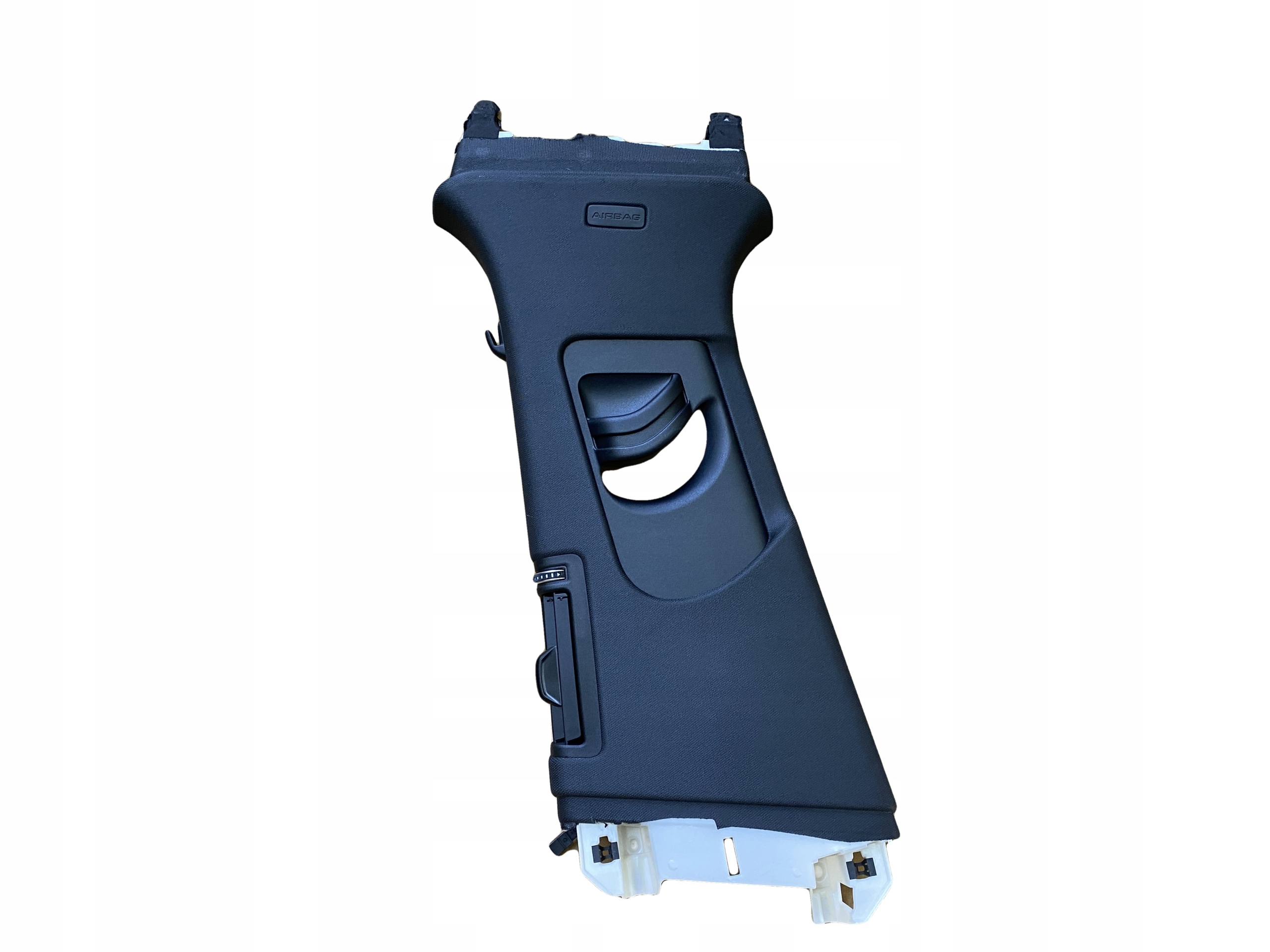 AUDI A6 4K C8 cover SLUPKA B left 4K0867243D