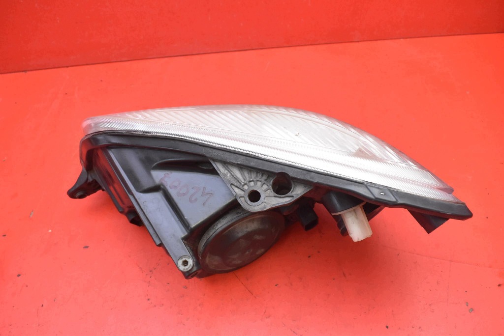 REFLEKTOR right light front lens EU 247832-00 SKODA FABIA 2 II 07-10