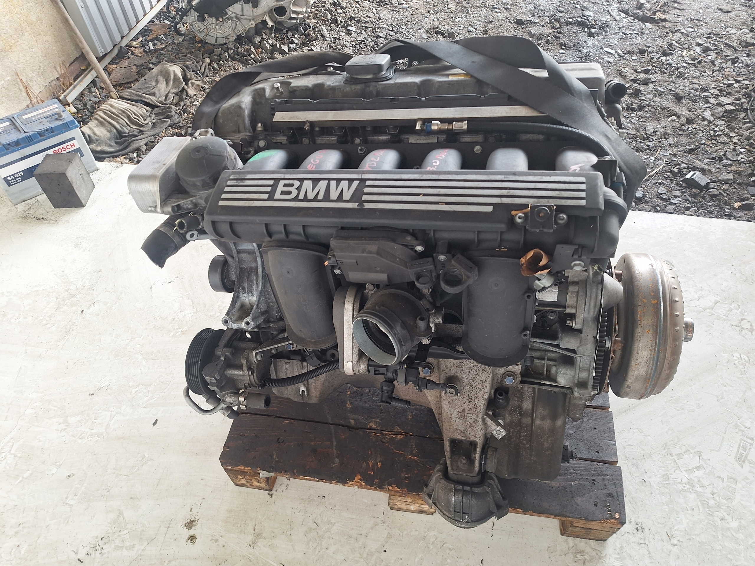 BMW 5 E60 530 03-07 engine N52B25A