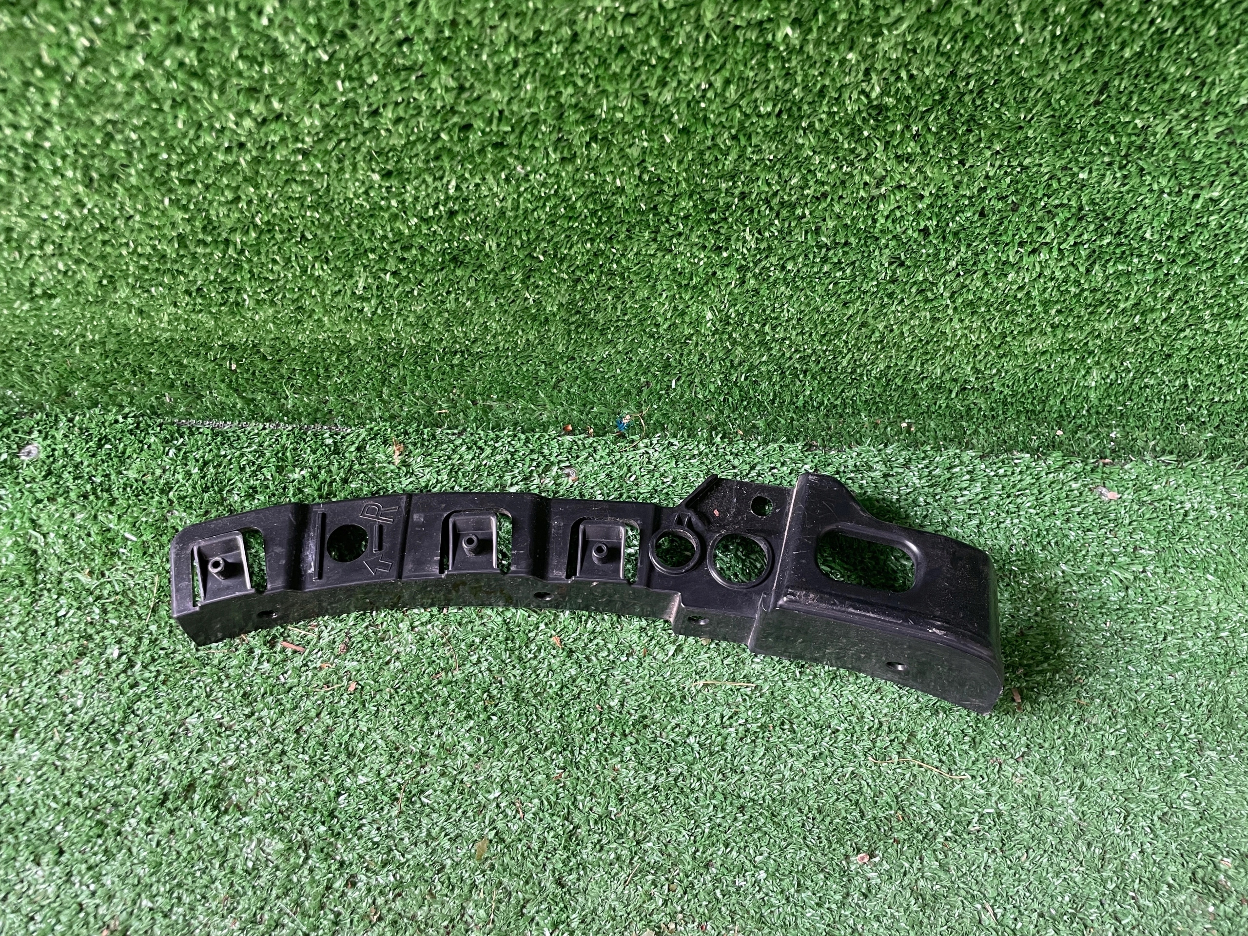 MAZDA CX5 2022- bumper bracket right KSD450153