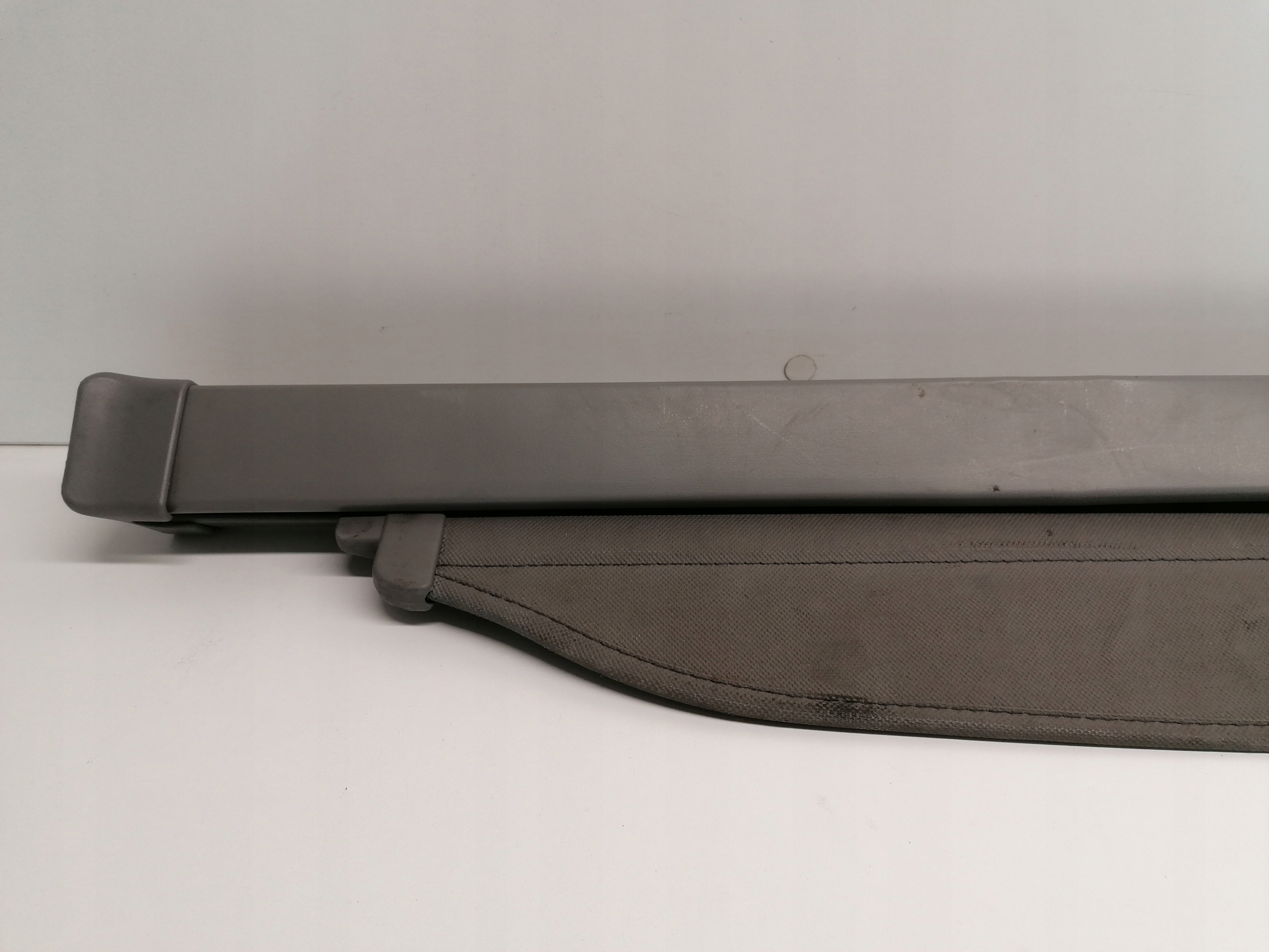 SUBARU FORESTER II ROLETA BAGAŻNIKA ORYGINAŁ 02-08 Numer katalogowy części FORESTER/II-ORYG1