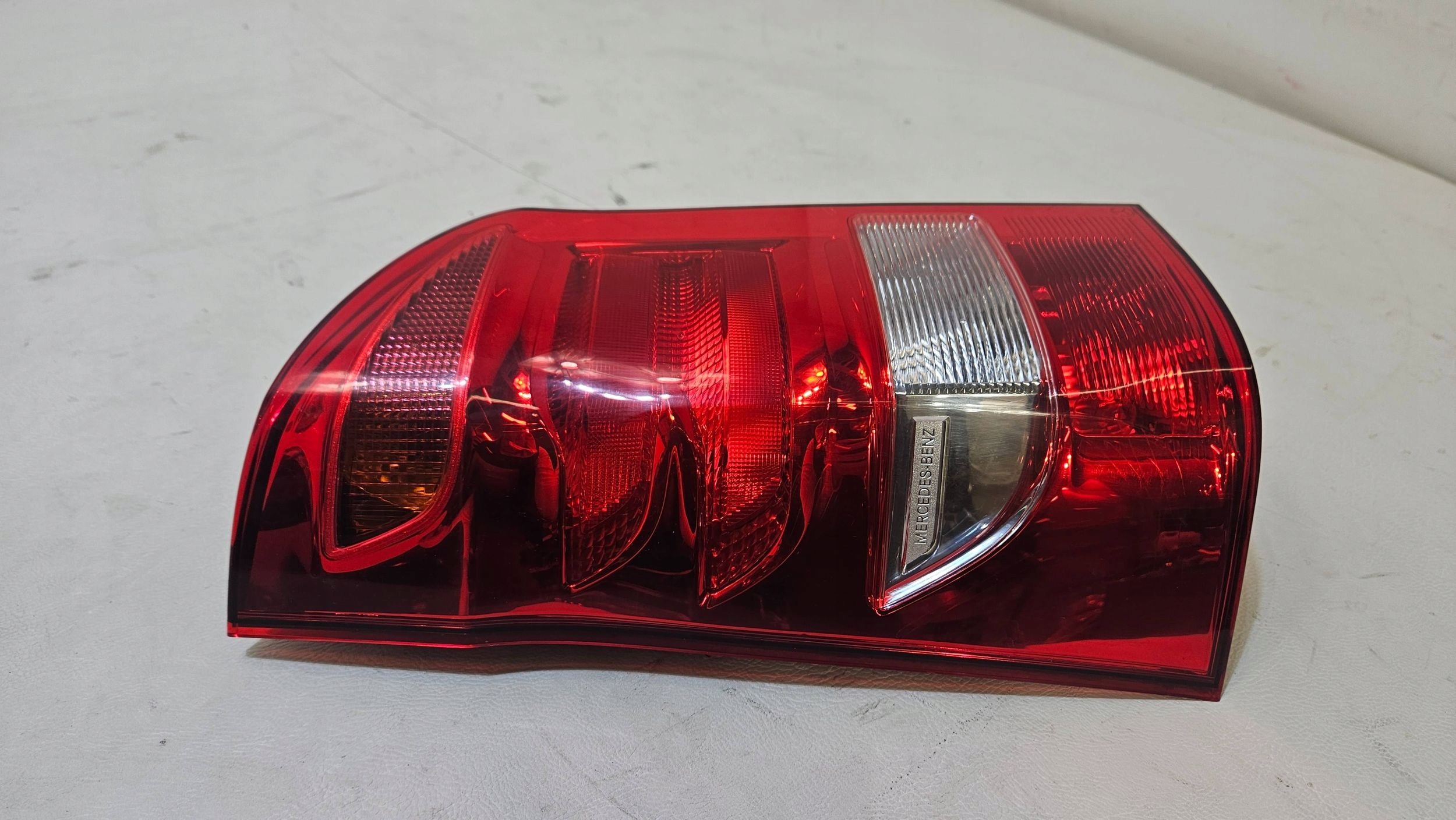 LAMPA LEWA TYŁ TYLNA MERCEDES VITO A4478200064