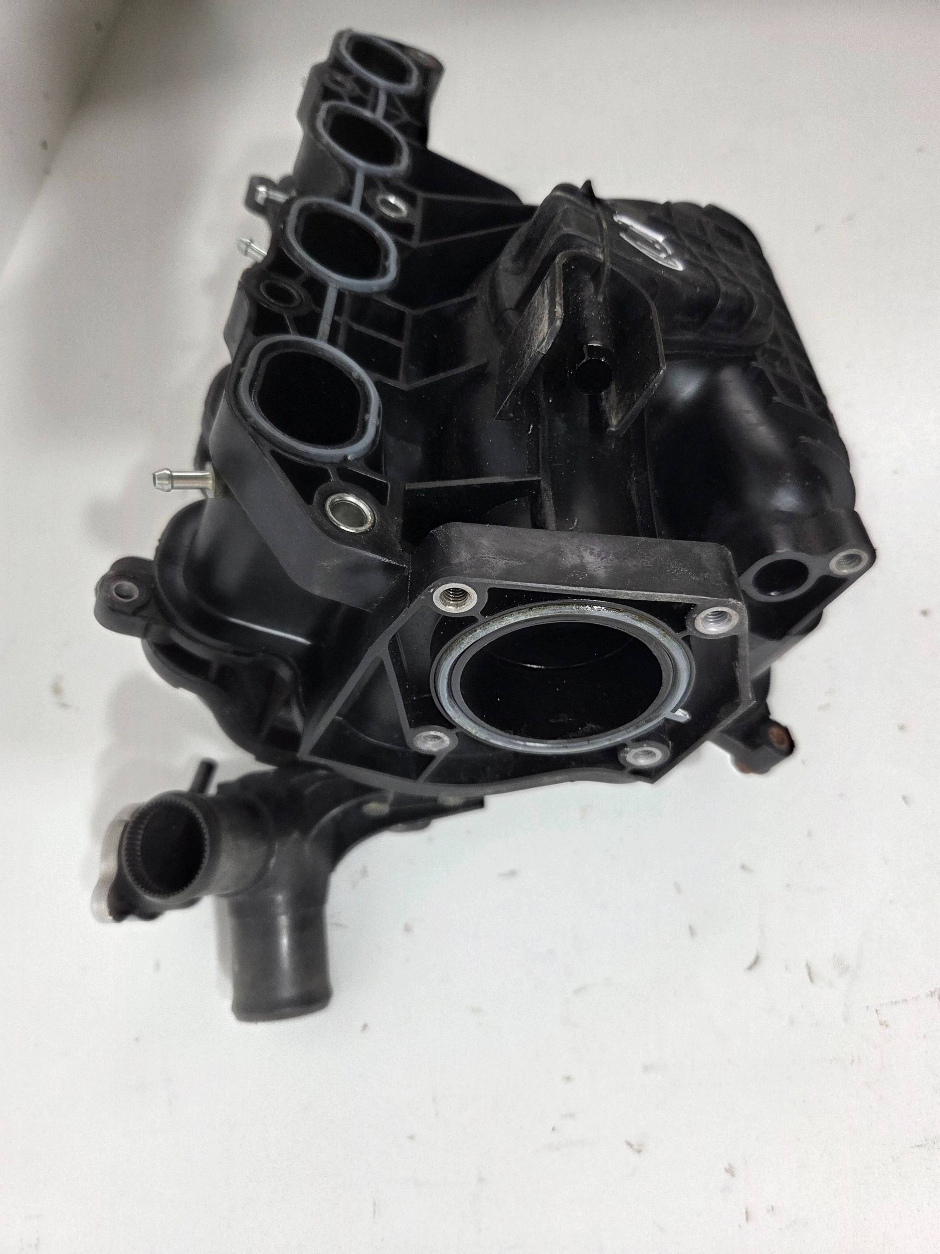 Hyundai I30 II 1,4 16V intake manifold (KL1)