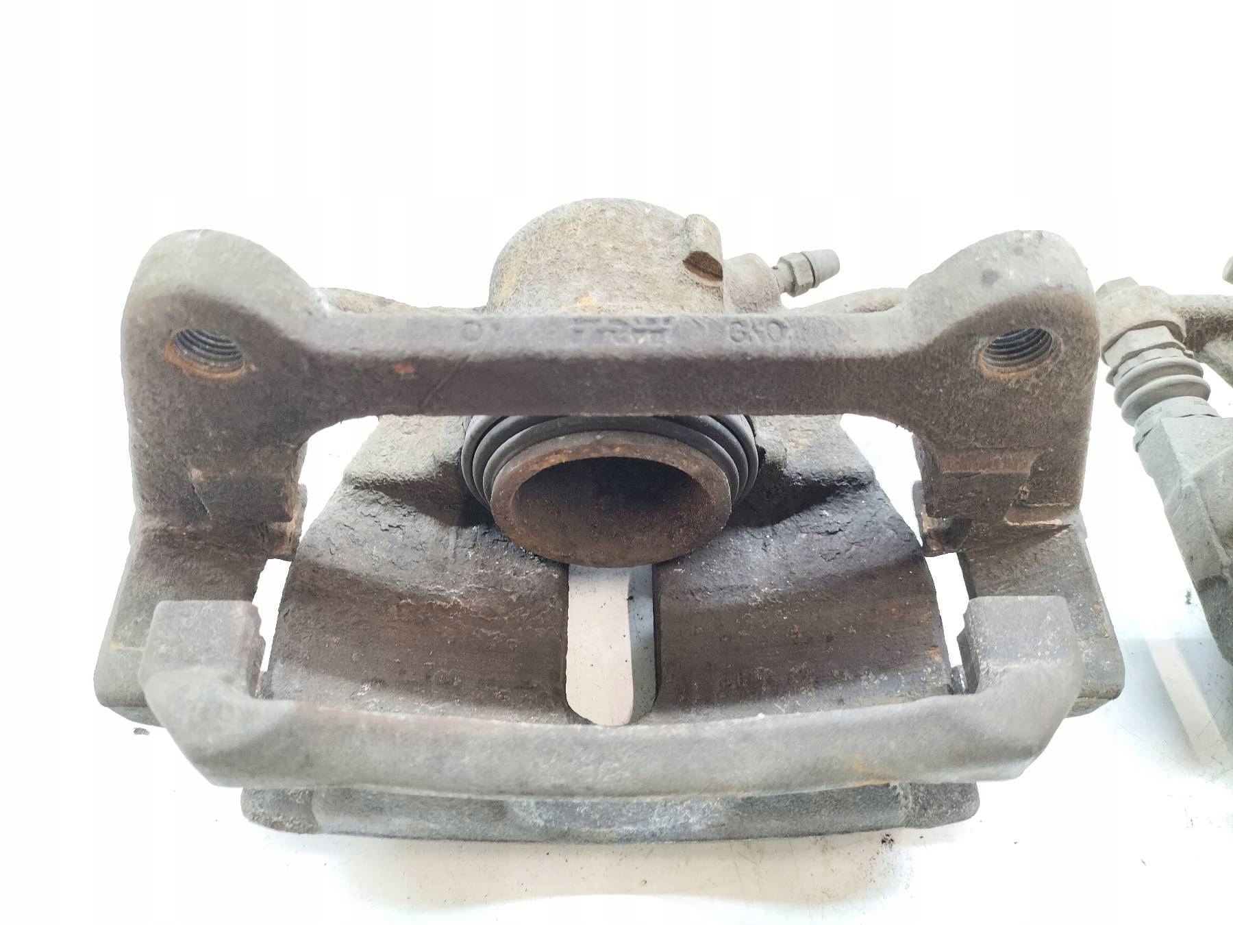 caliper brake right left front 2.0 TDI KPL VW Volkswagen Passat VIII B8