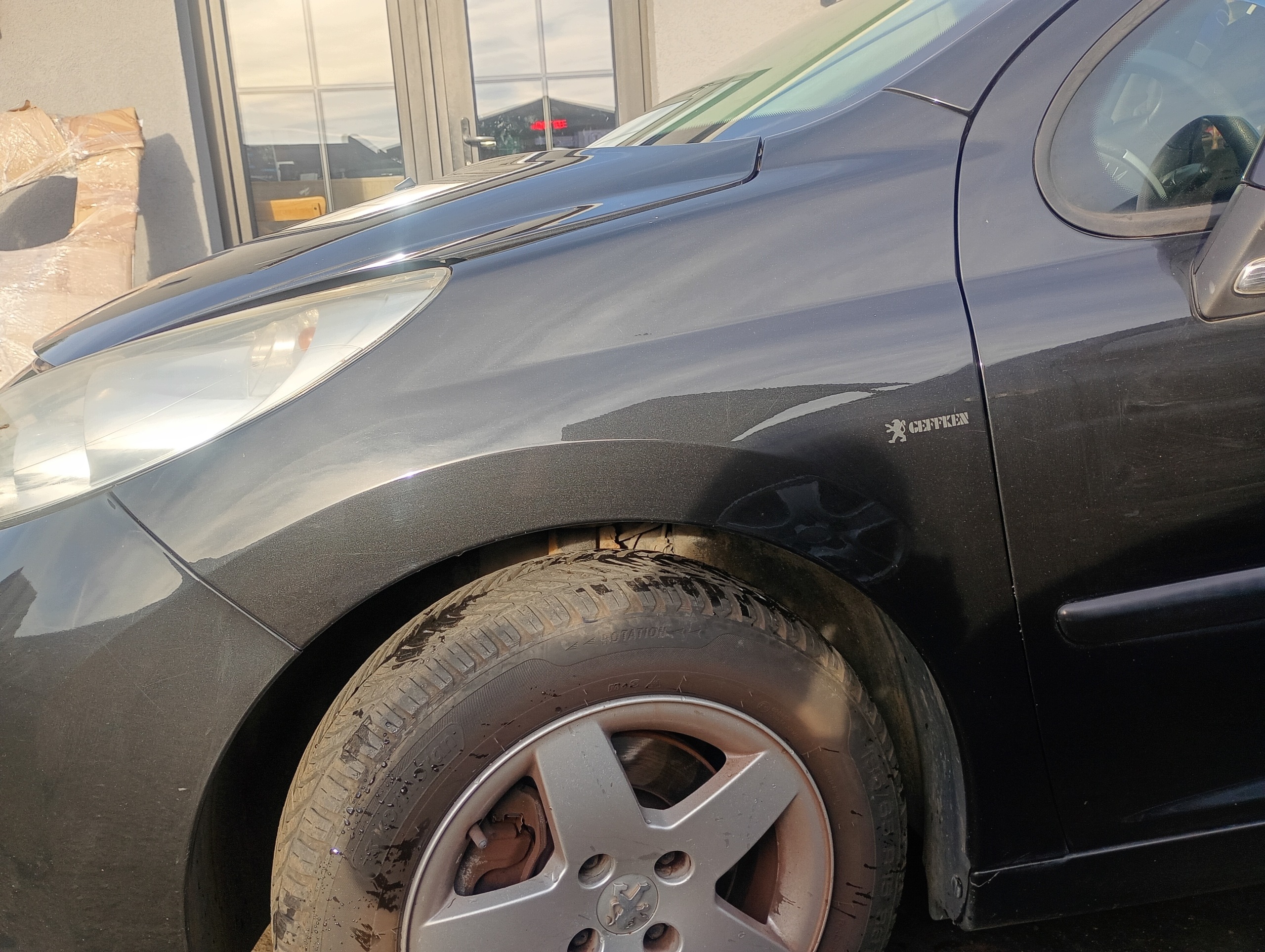 fender left front front Peugeot 207 06-13 code lakieru EXLD