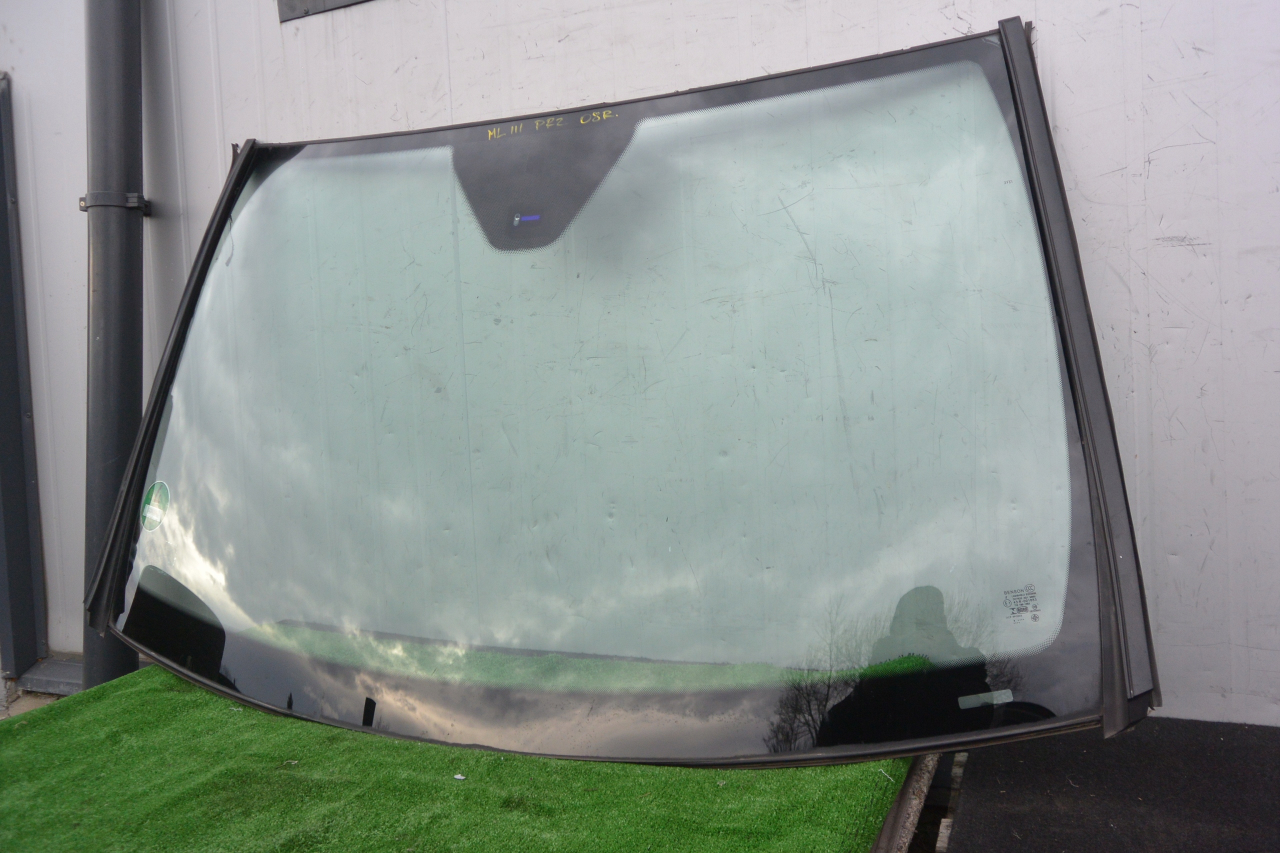 window iron front MERCEDES ML W164 LIFT 2008 R