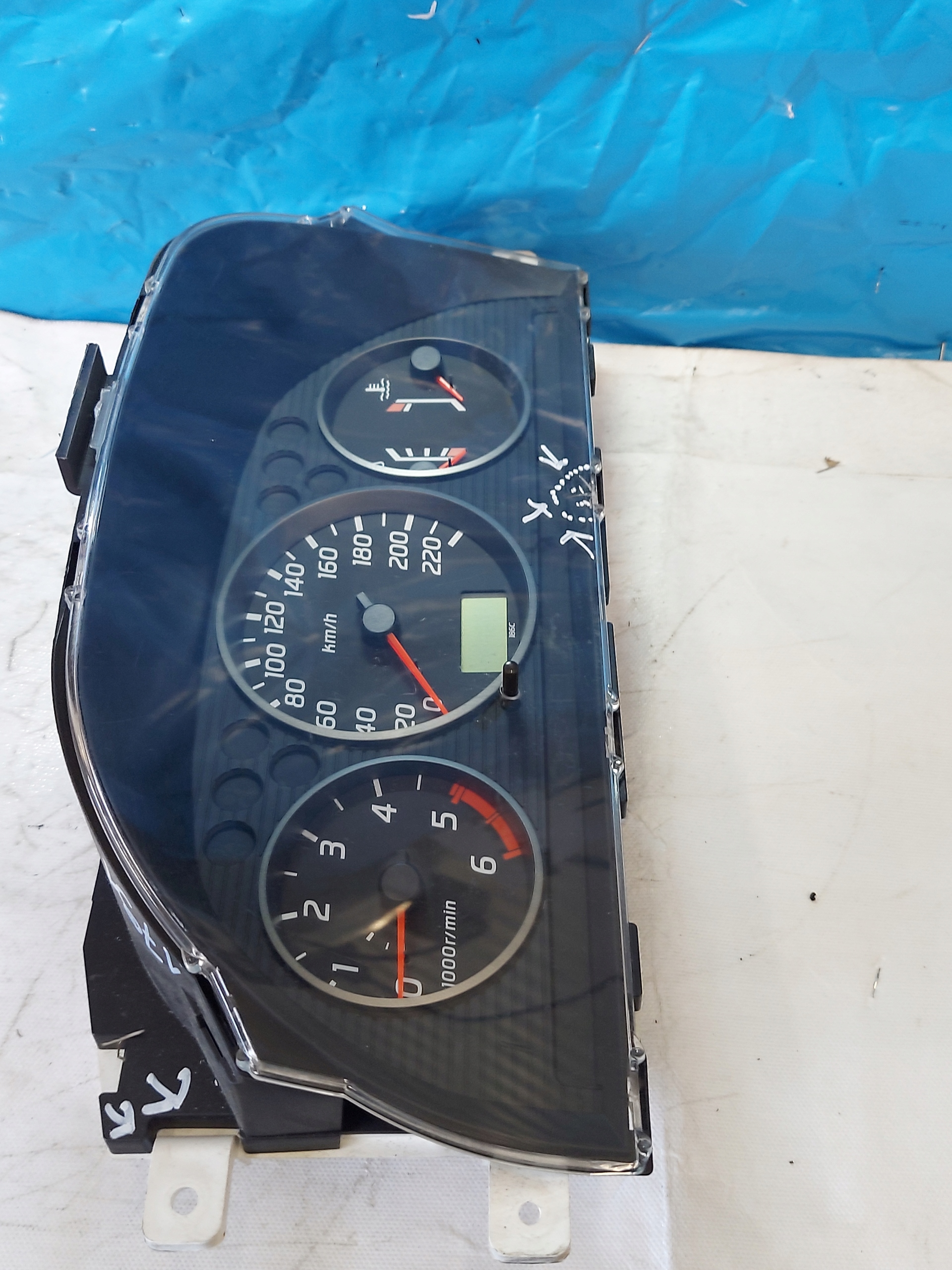 dials clock NISSAN X TRAIL T30 2.2 DCI 9H00695
