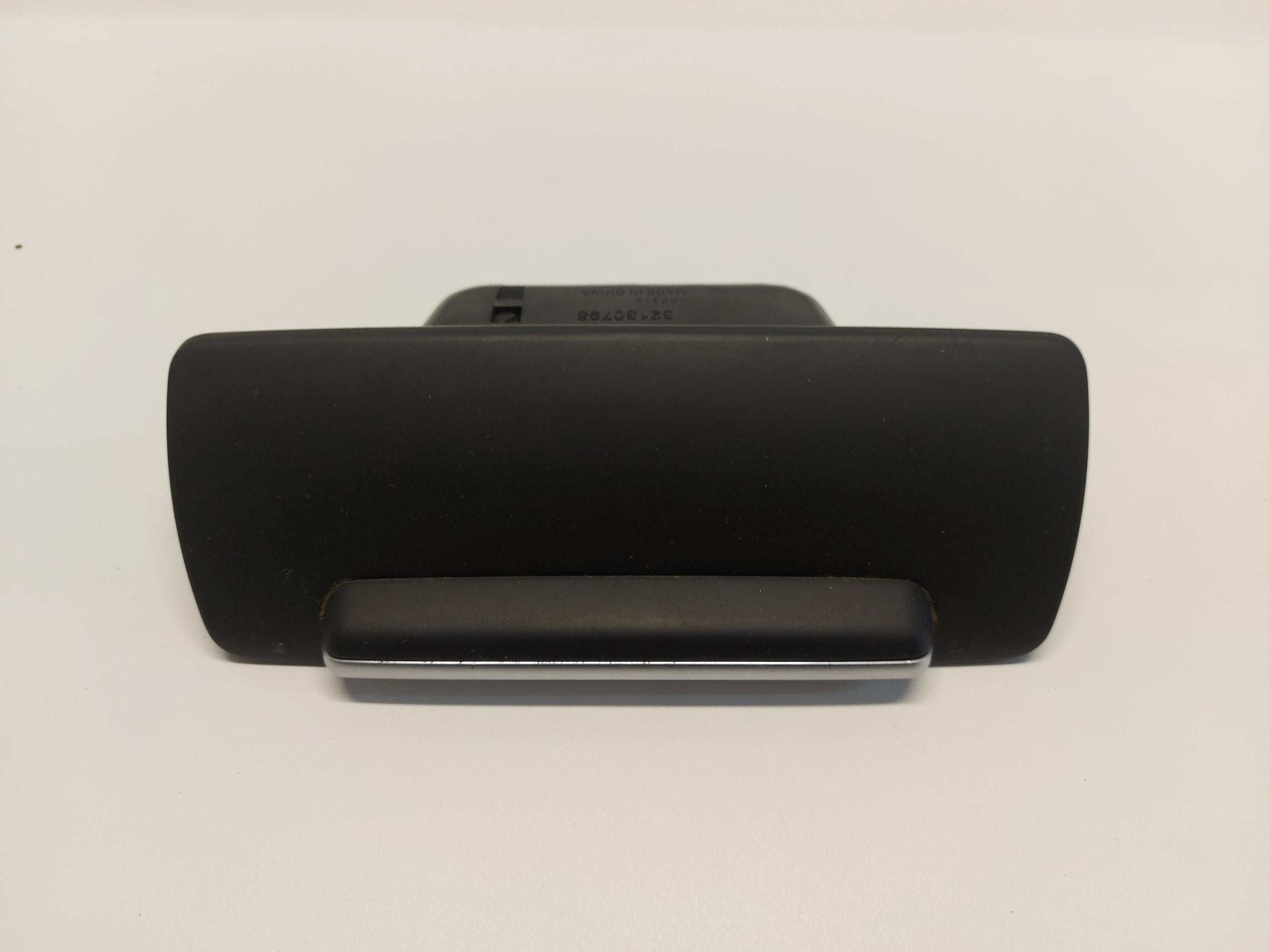 VOLVO XC40 D3 passenger compartment ashtray 32130798-JLK01