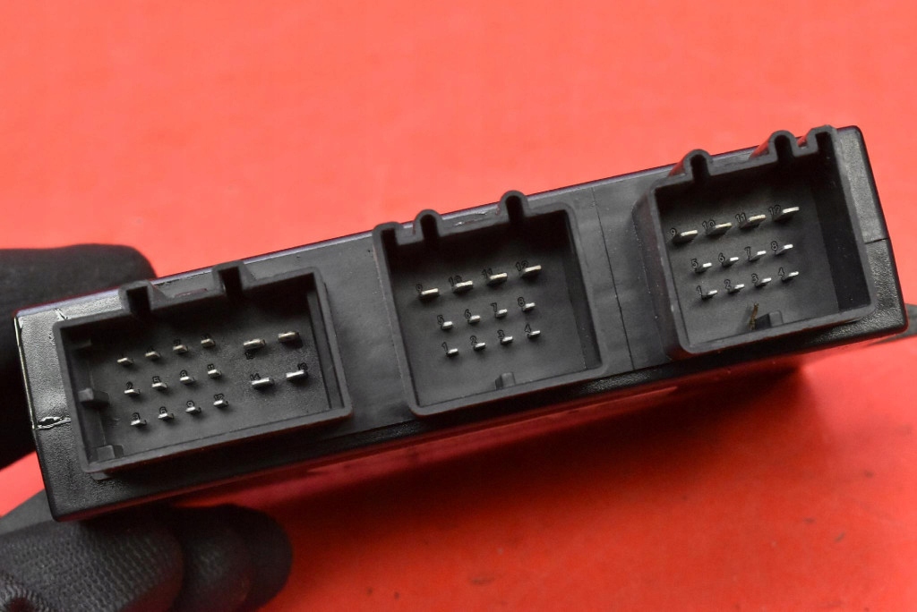 control unit module HAKA 7N0907383 VW PASSAT B7 10-15
