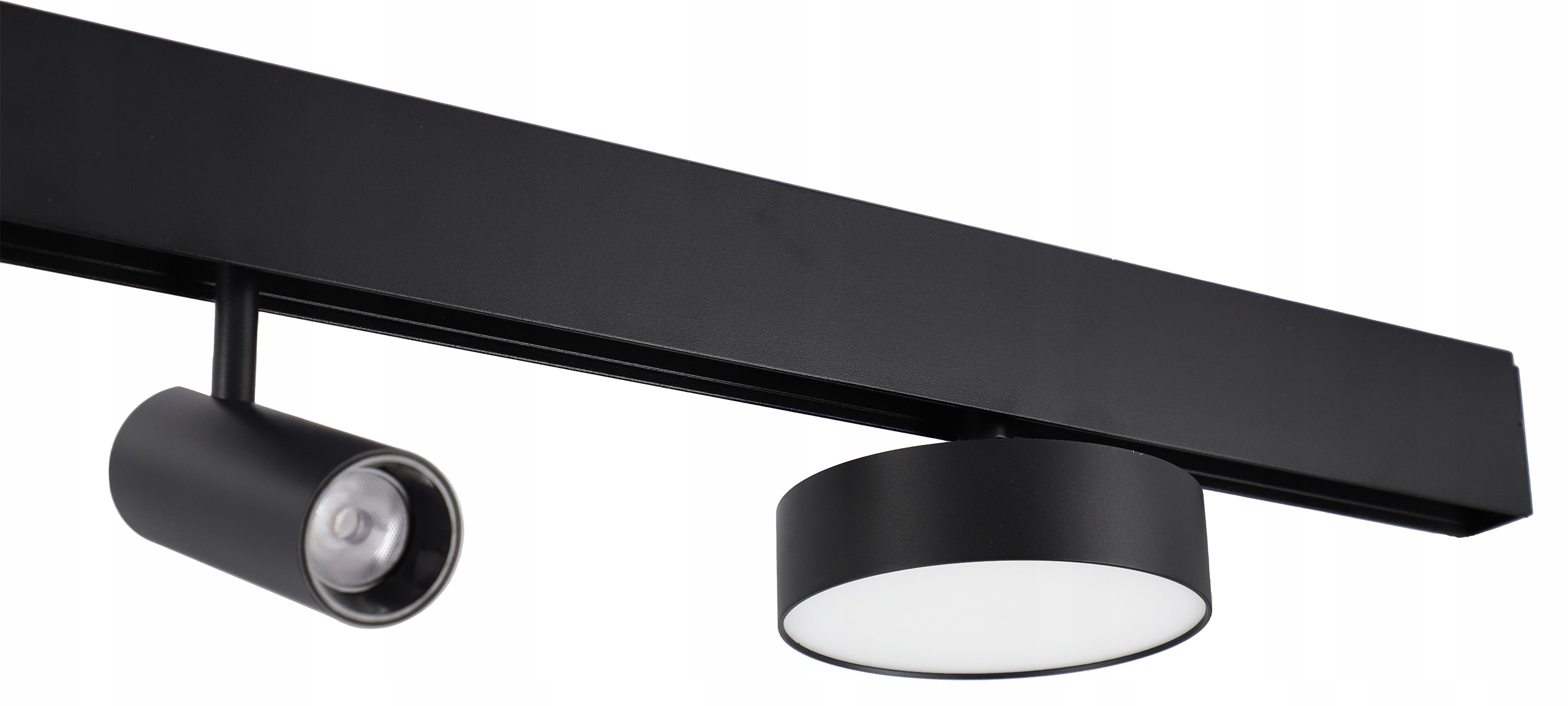 Reflektor szynowy LED spot 18W 4000K magnetyczny Waga produktu z opakowaniem jednostkowym 0.3 kg