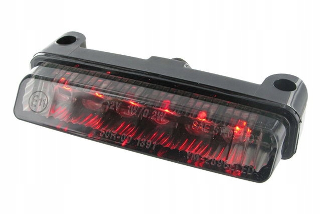 LAMPA TYŁ LED Z KIERUNKOWSKAZAMI NAJMNIEJSZA HIT Producent STR8