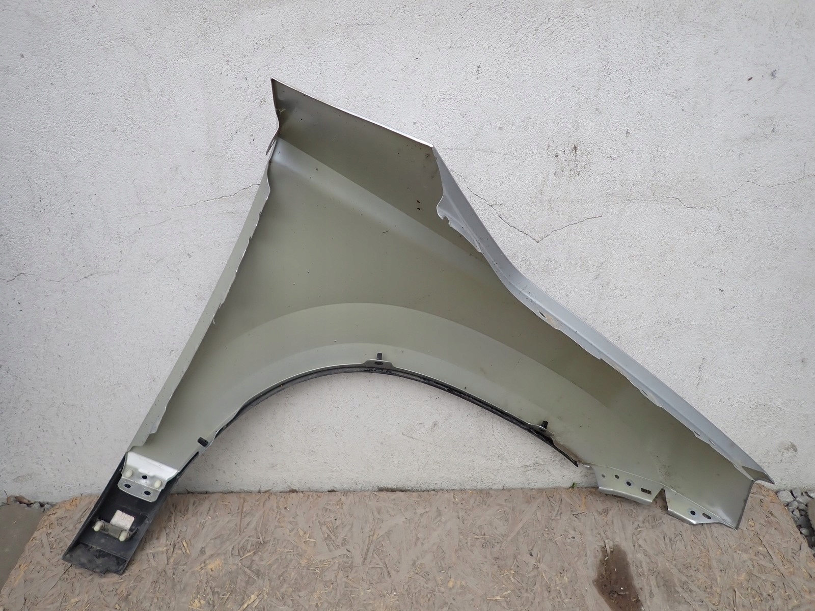 fender left front front SKODA KAROQ 57A NU7 2017- 57A821105A