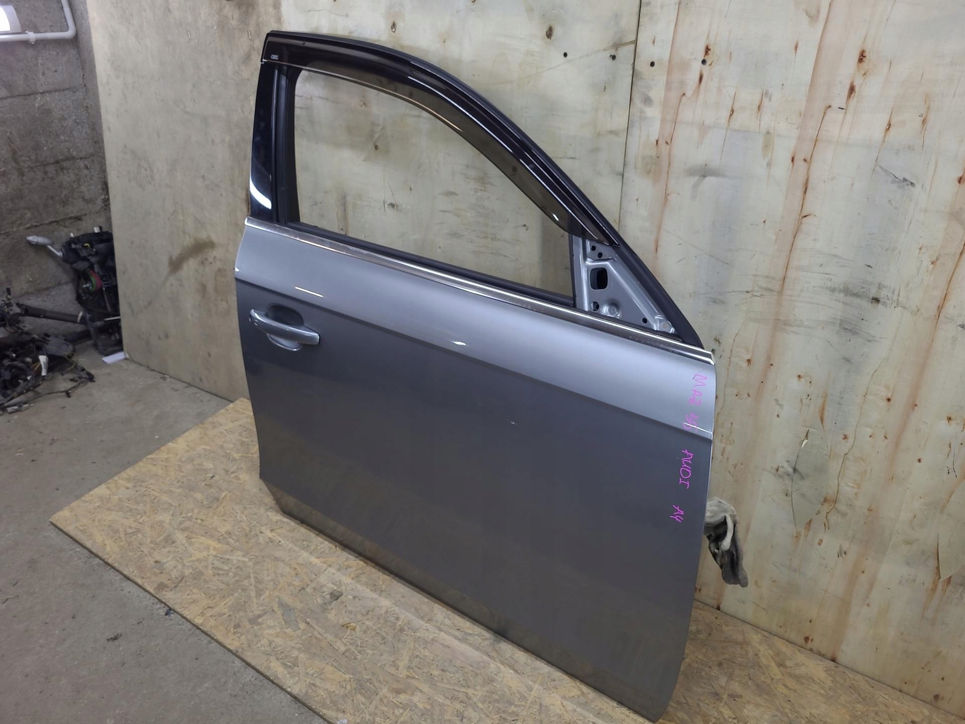 door front right side Audi A4 B8 2009