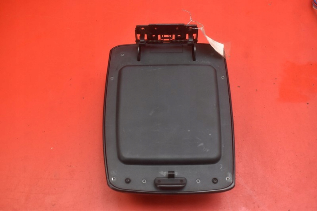 bracciolo SKORZANY nero KIA SORENTO 1 e 06-11