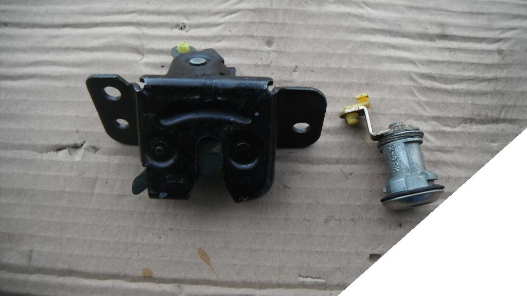 HYUNDAI ATOS PRIME 99- ZAMEK KLAPY TYLNEJ WKŁADKA