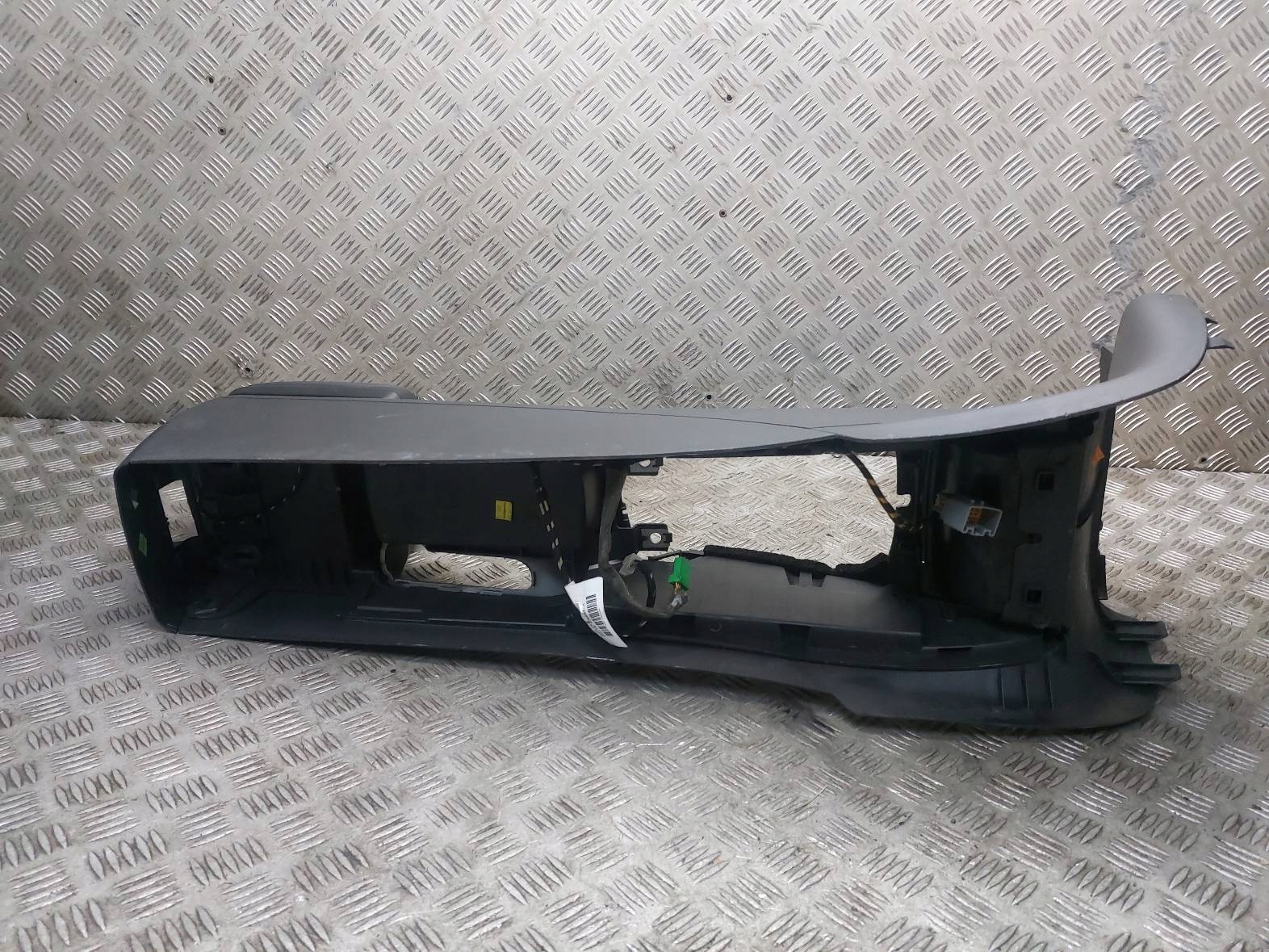 tunnel media bracciolo VOLVO V50 e S40 II 8687408 8687407