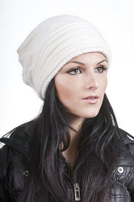 

Czapka Ciepła Beret Likwidacja -80% H018BIAŁY
