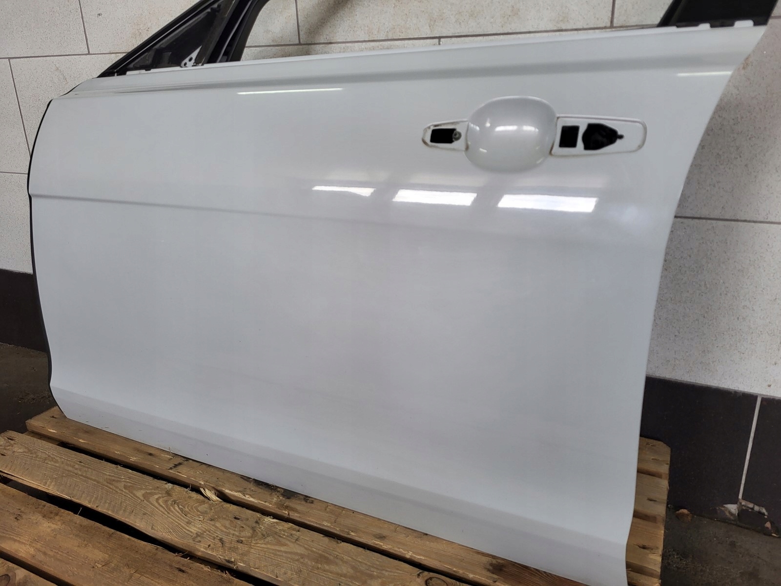 door left front left front LRC JAGUAR XF II X260