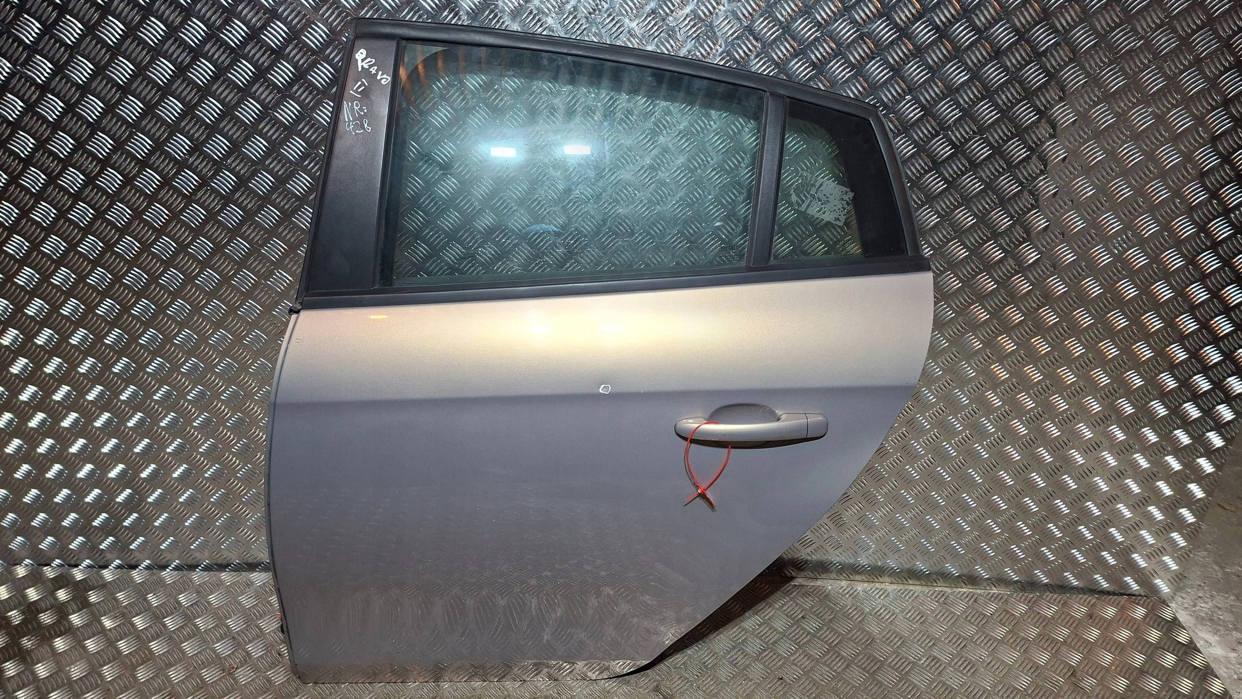 Tür links heck FIAT BRAVO II 2007
