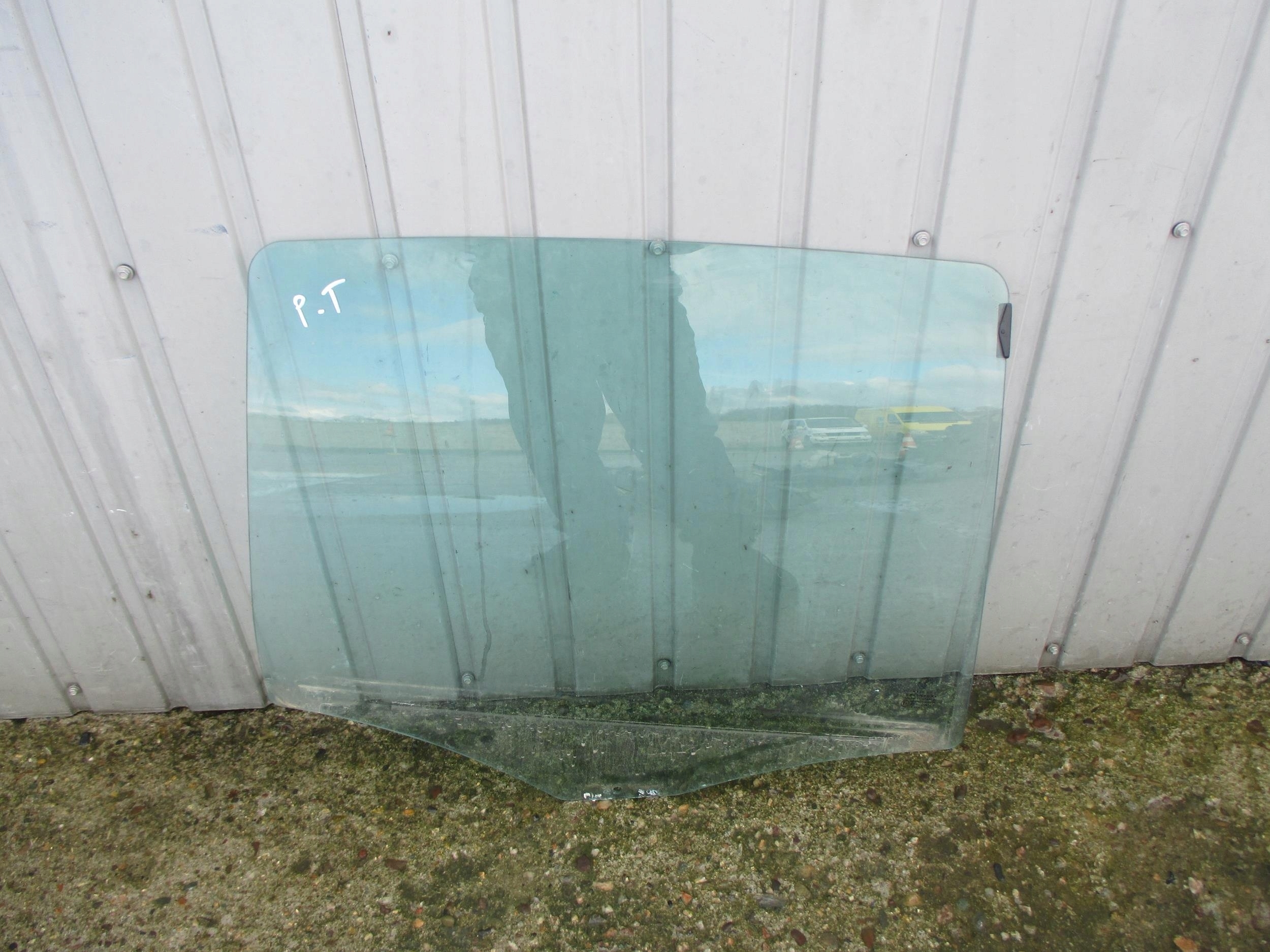 FIAT IDEA 03-10 SZYBA PRAWY TYŁ