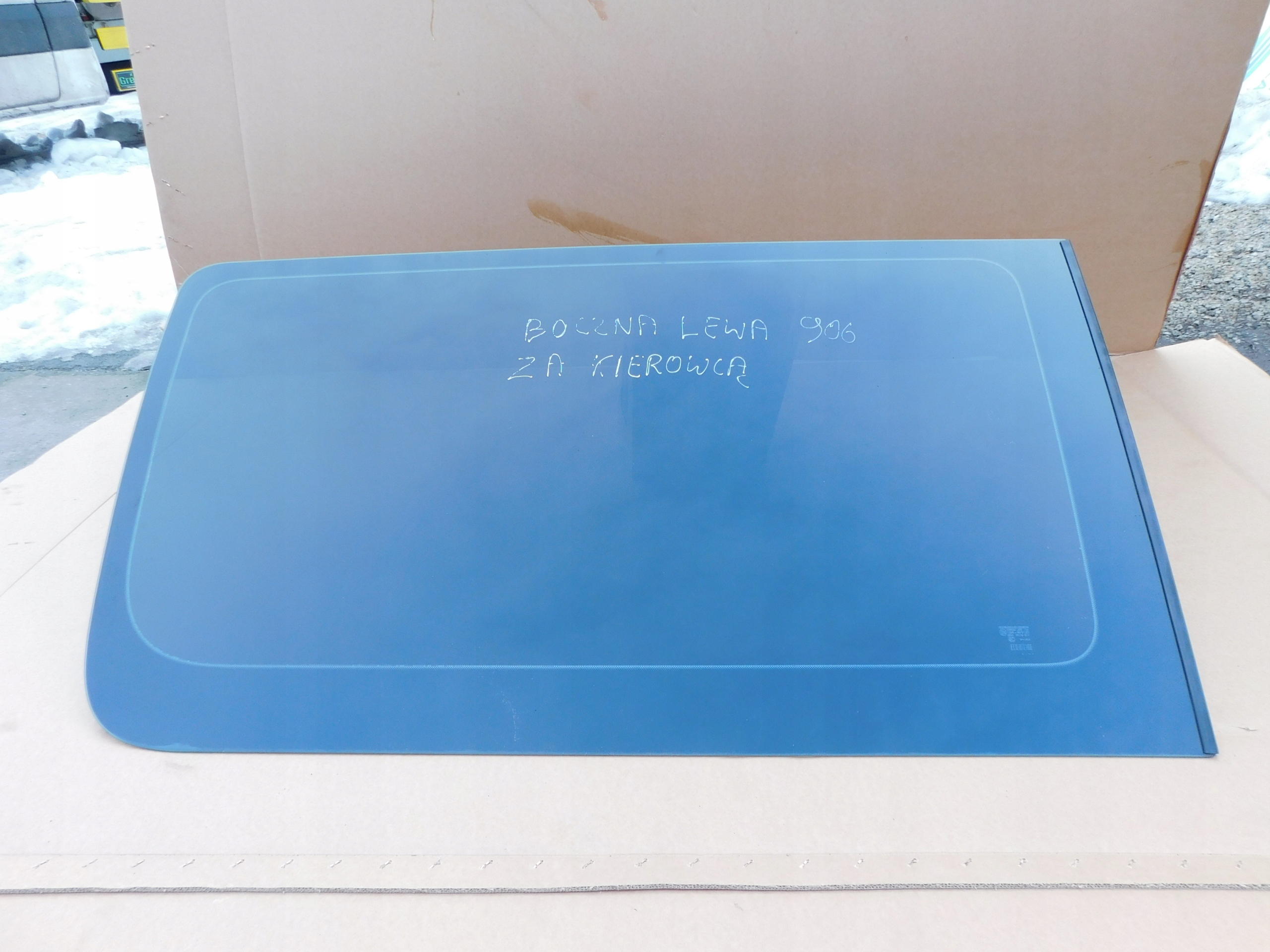Mercedes Sprinter 906 VW Crafter window side left za kierowca dl. 141 w.77