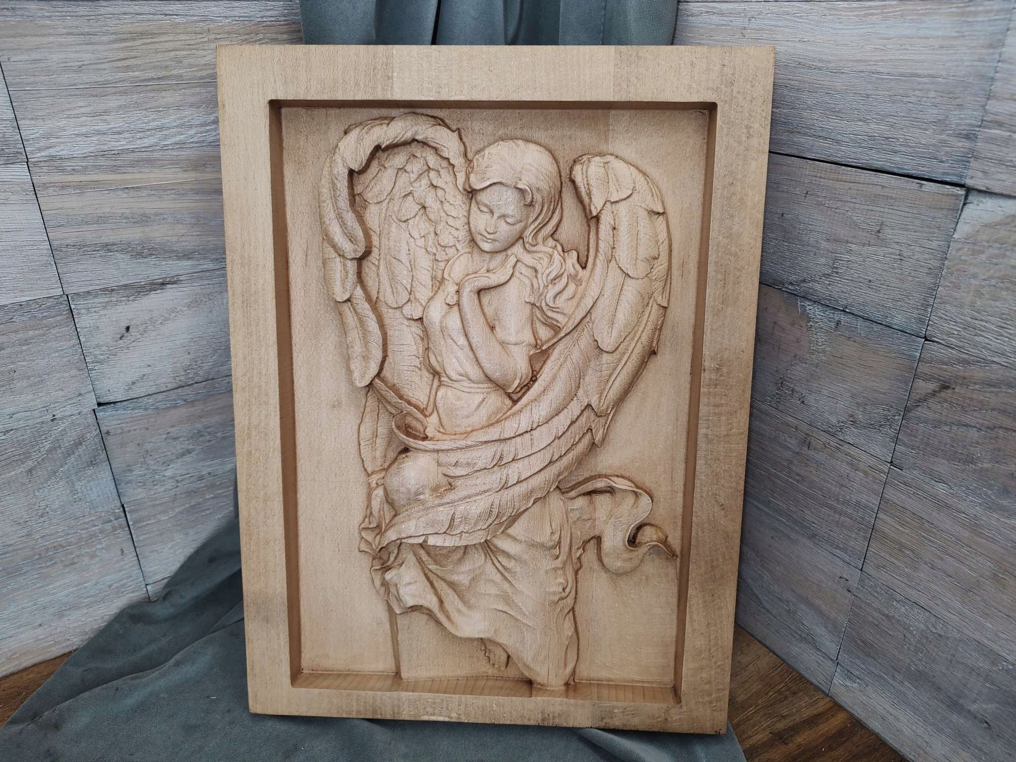 Obraz ve dřevě Plácačka Anděl strážný 35 cm dárek Křest Svaté Přijímání