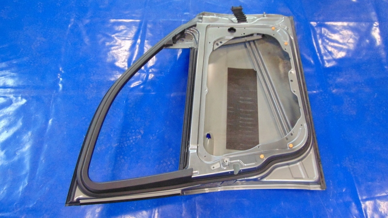 door left front C792 MERCEDES C KLASA W204