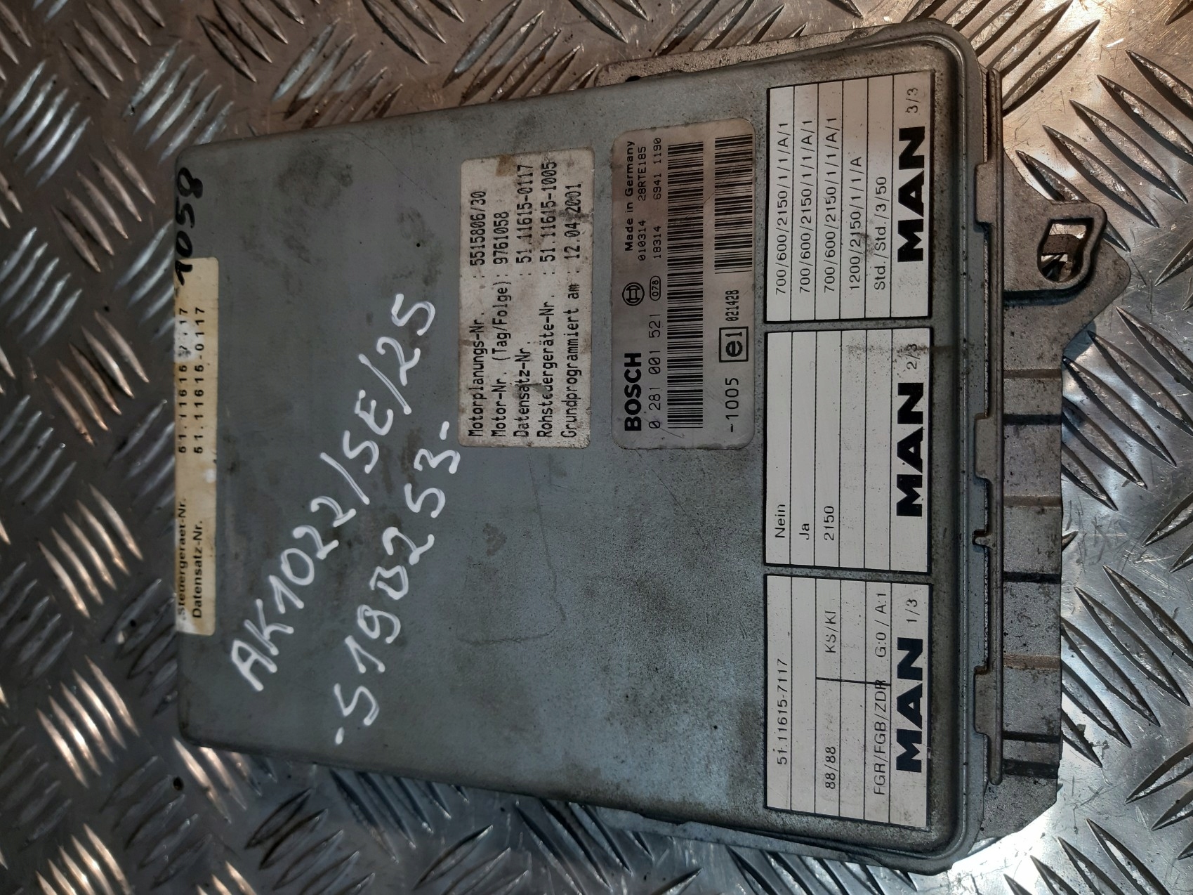 control unit of the engine BOSCH 0 281 001 521 MAN
