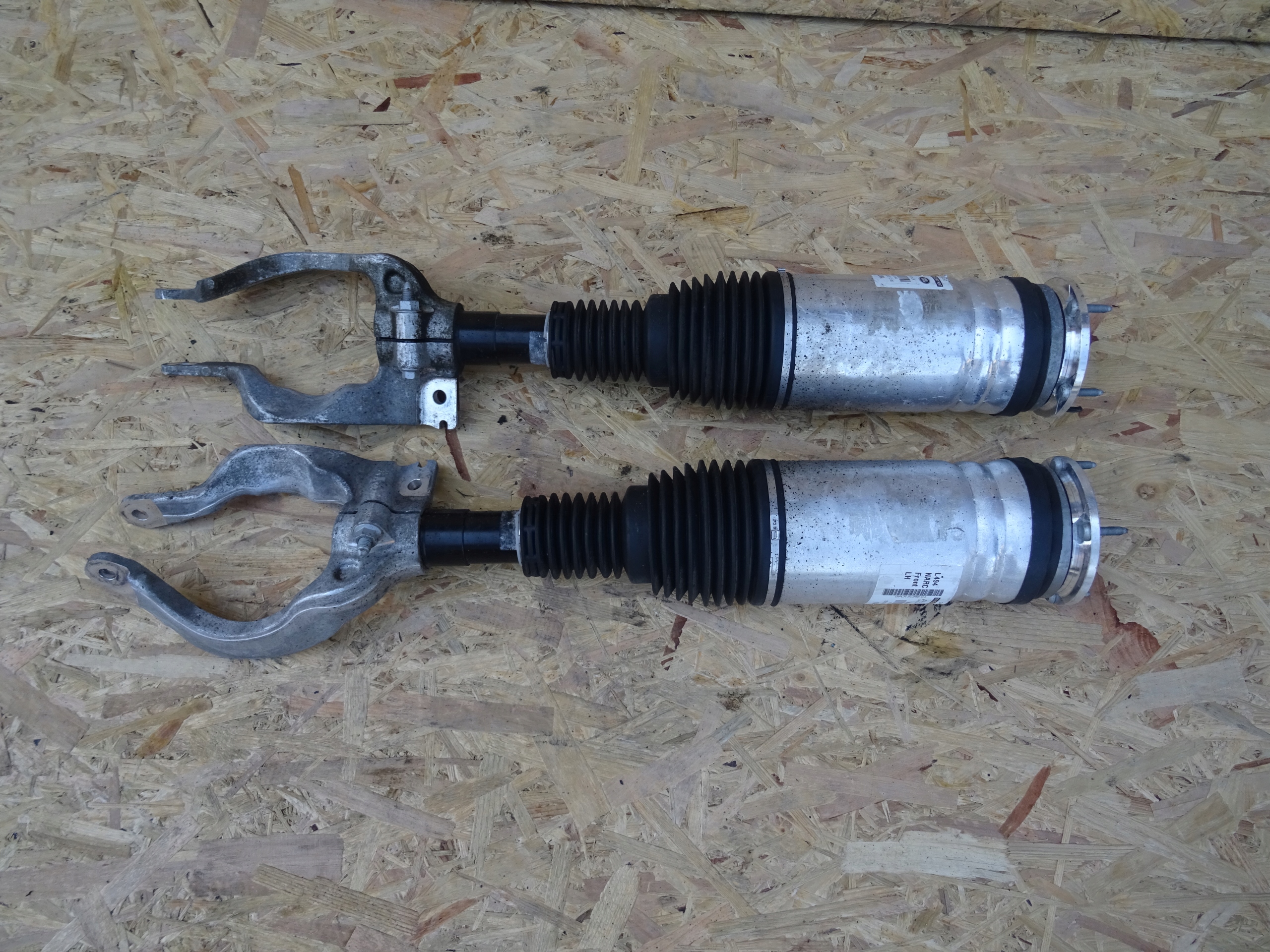 ПОДУШКА, АМОРТИЗАТОР LAND ROVER SPORT 2020 CJ3VA