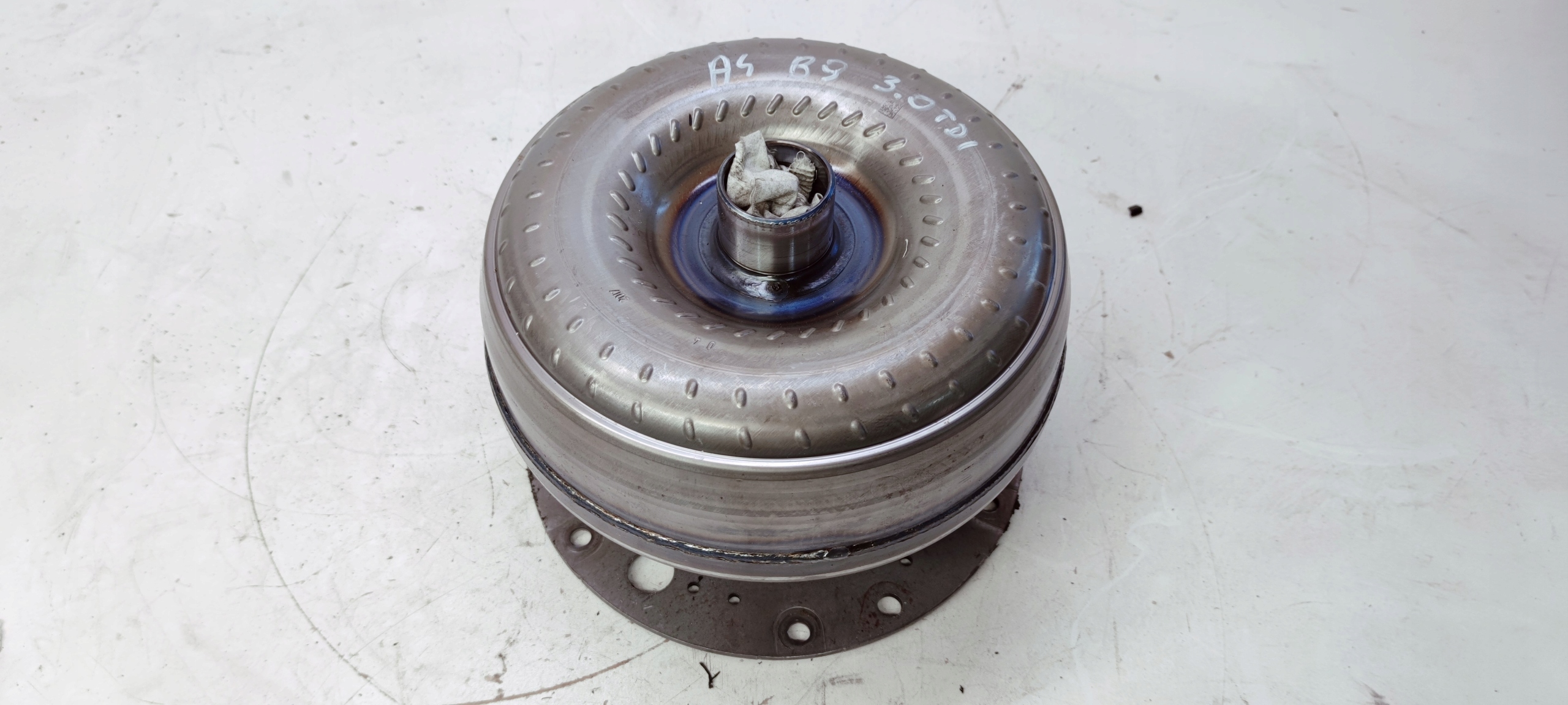 kvačilo hidromjenjač AUDI A4 B9 250700004419