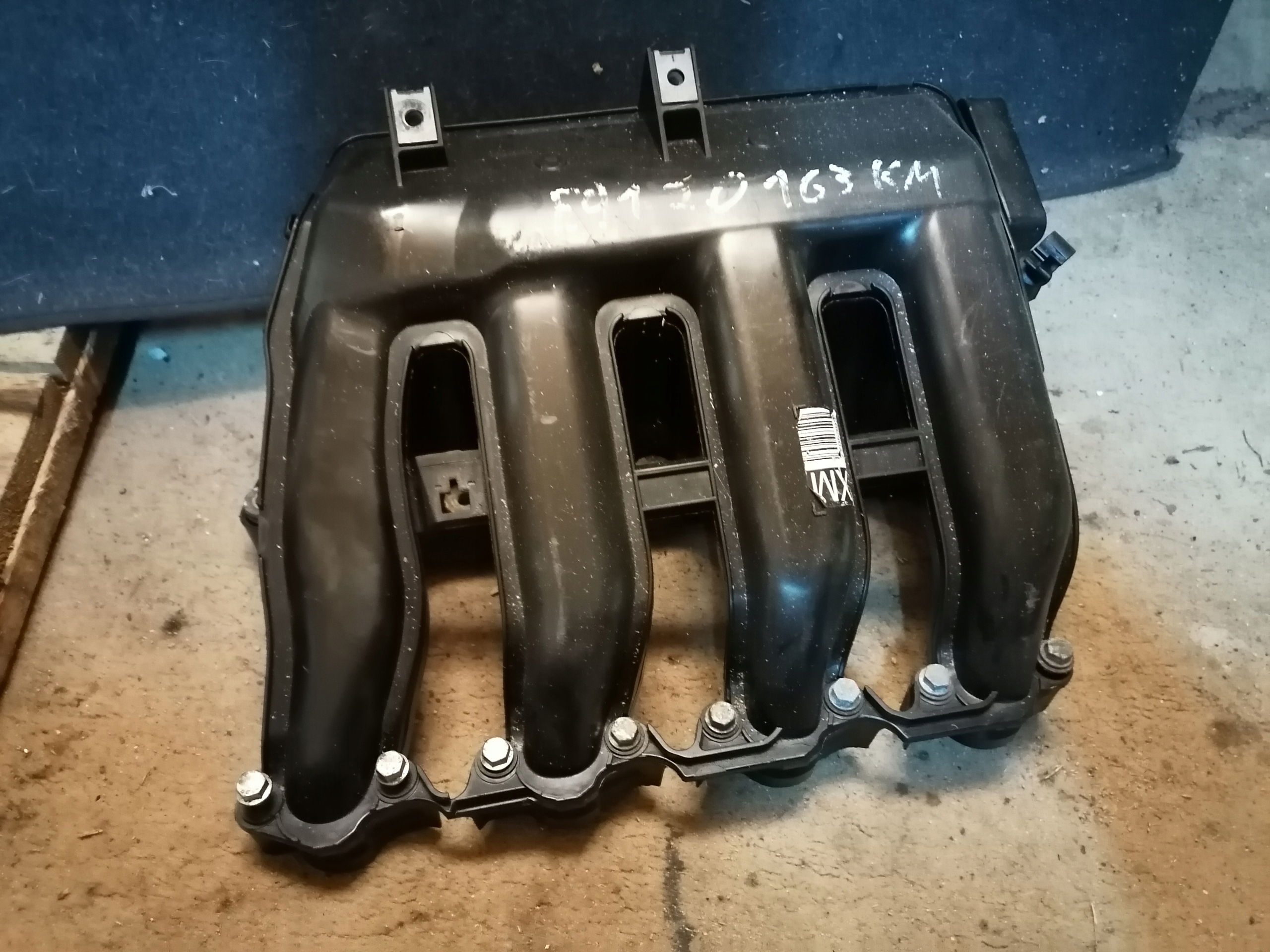 Заглушки впускного колектора BMW E90 E91 2.0 7795393