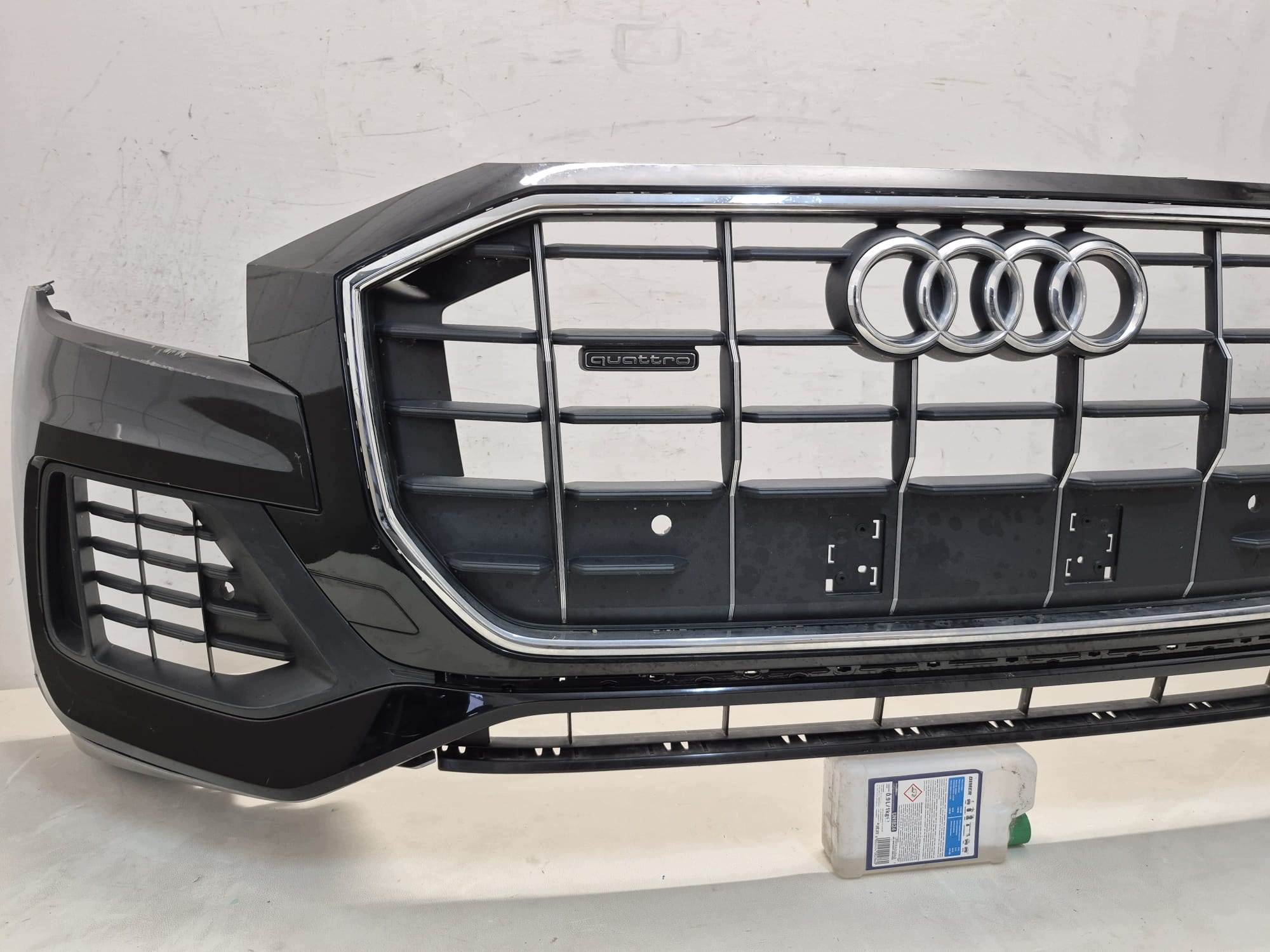 AUDI Q8 4M8 ZWYKLY 18- bumper front front grill grid PDC 4M8807437A