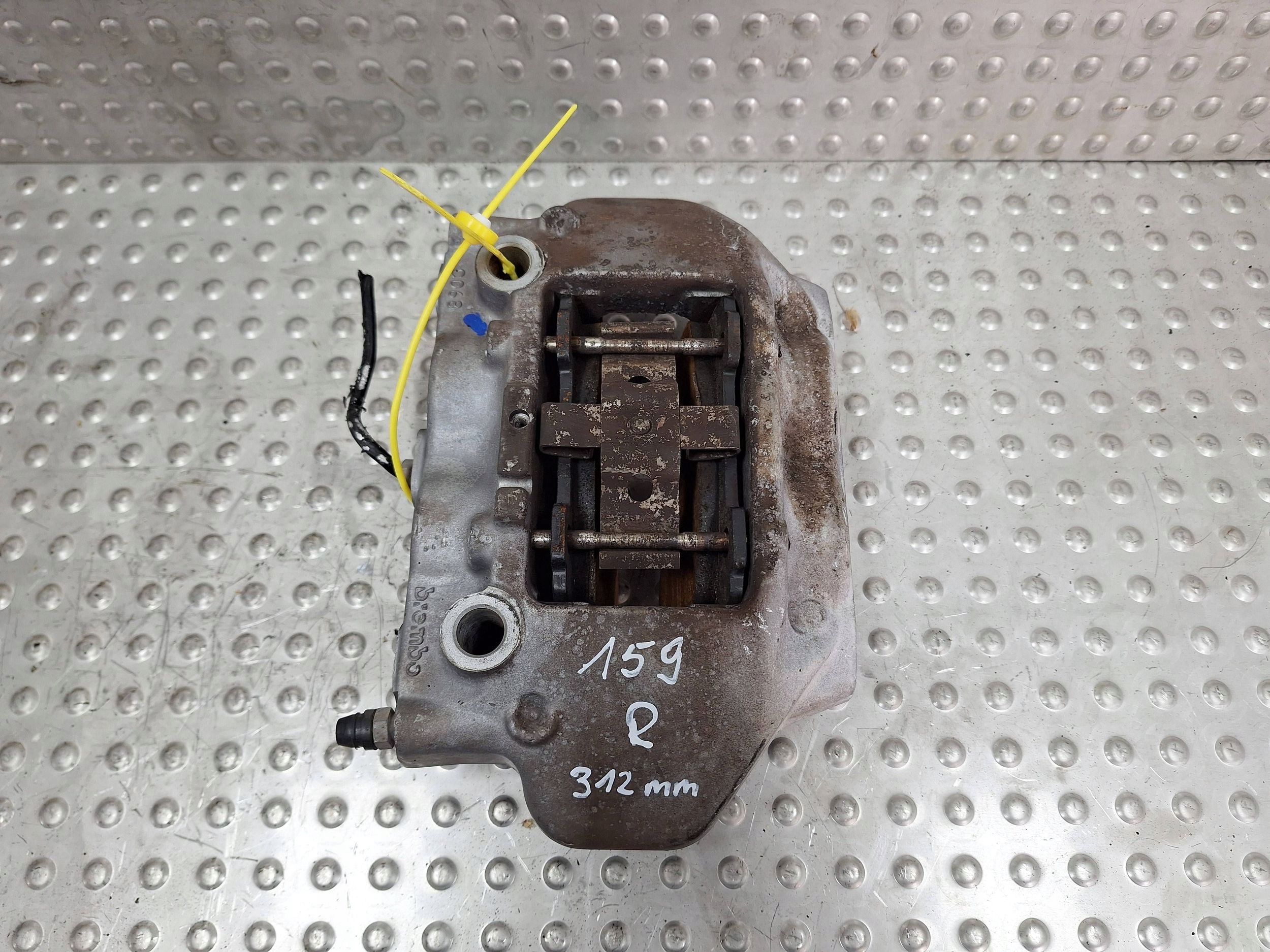 caliper brake right front ALFA ROMEO 159 1.9 JTD BREMBO 20A31104