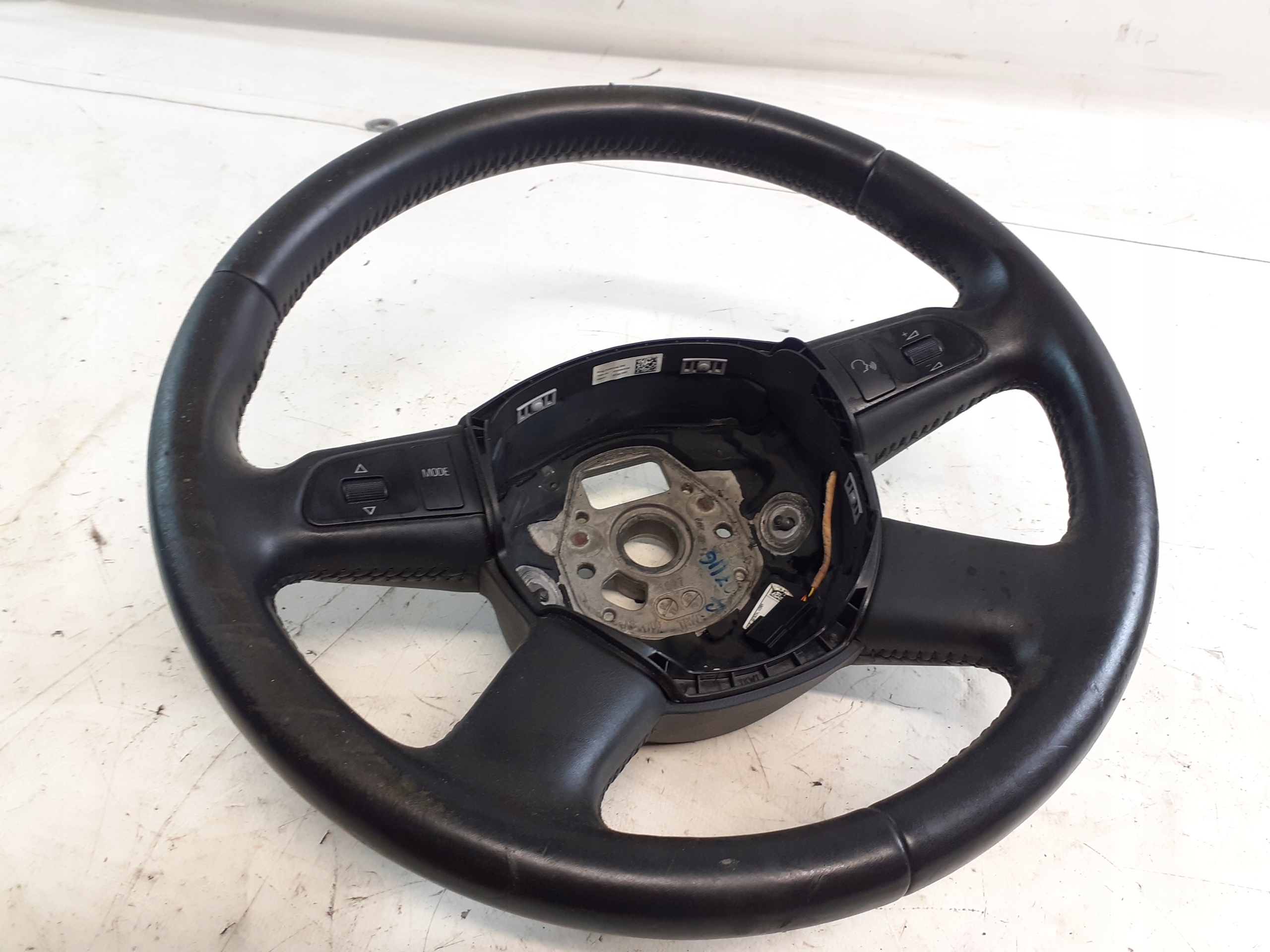 volan koža MULTI AUDI A4 B8