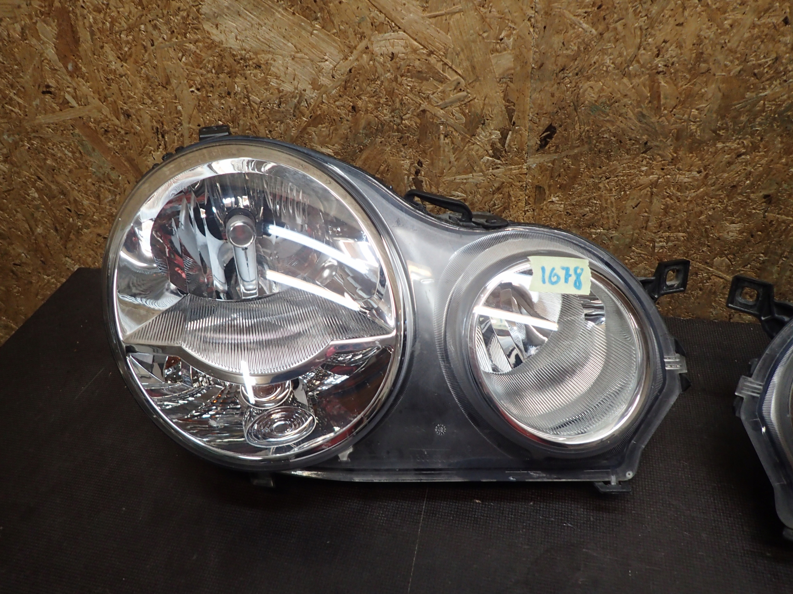 light lights front VW POLO 02-05 6Q1941007M
