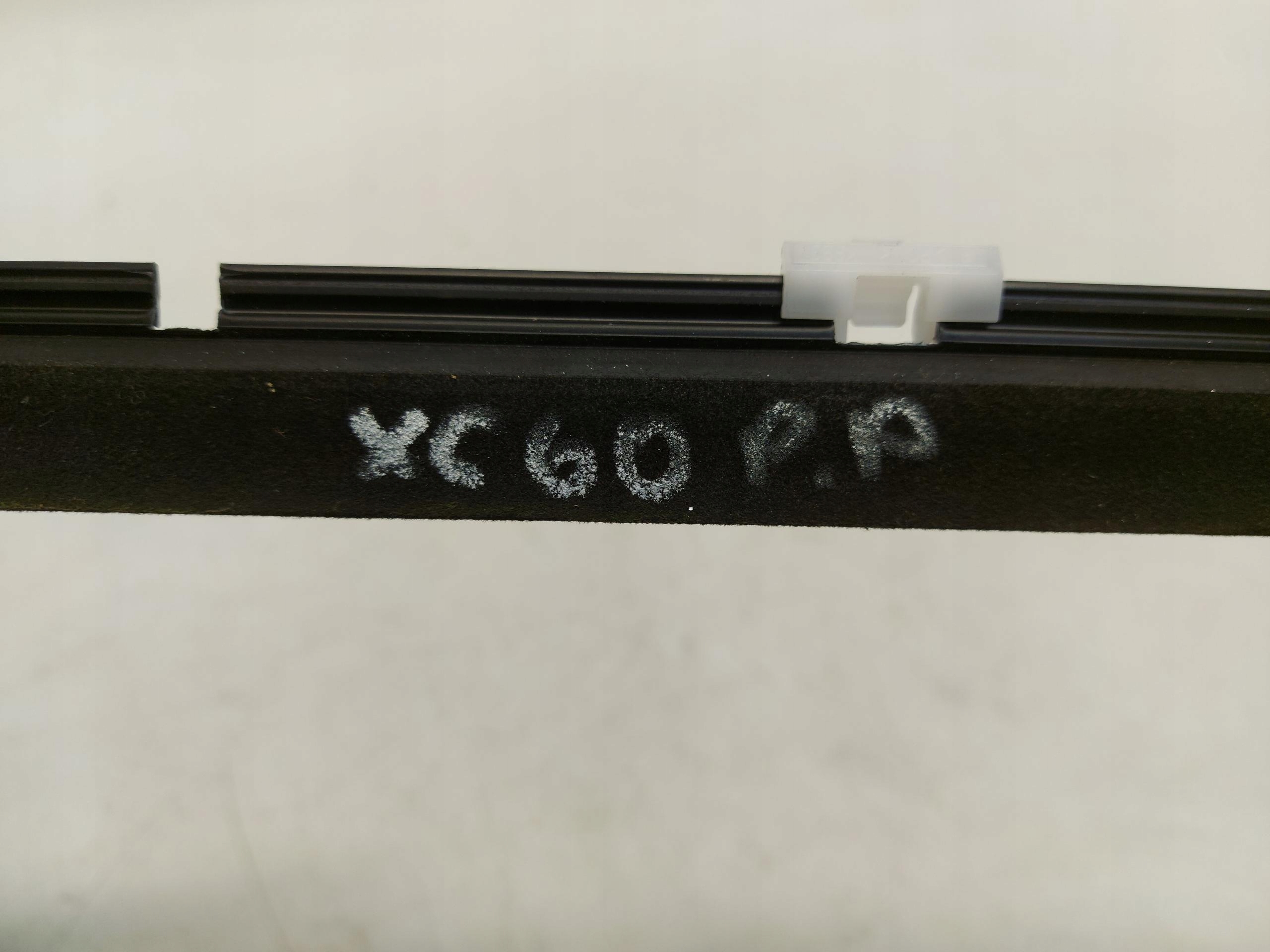 Mazda CX60 PHEV moulding dust right front