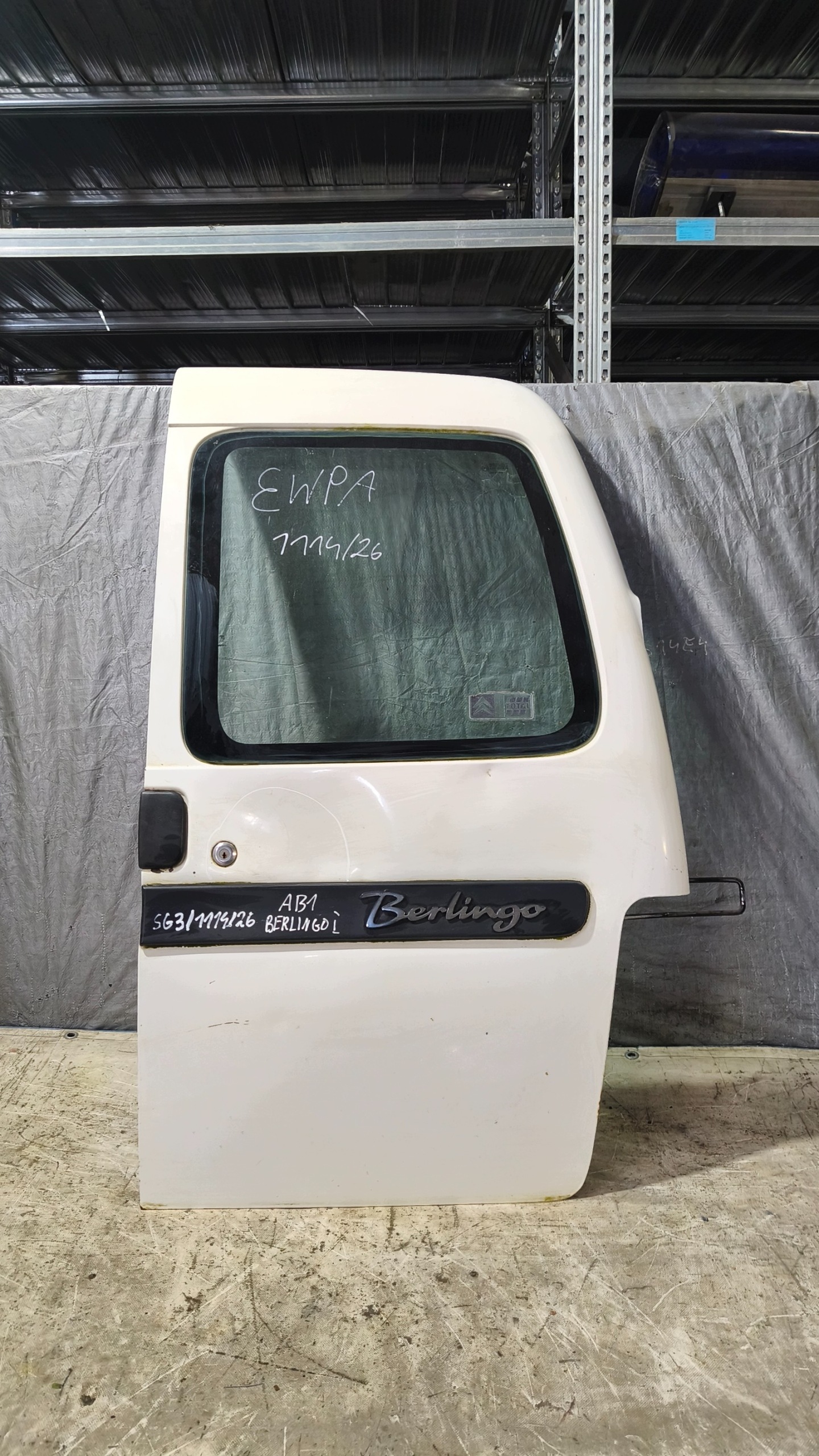 ajtó jobb hátsó CITROEN BERLINGO és 2003r